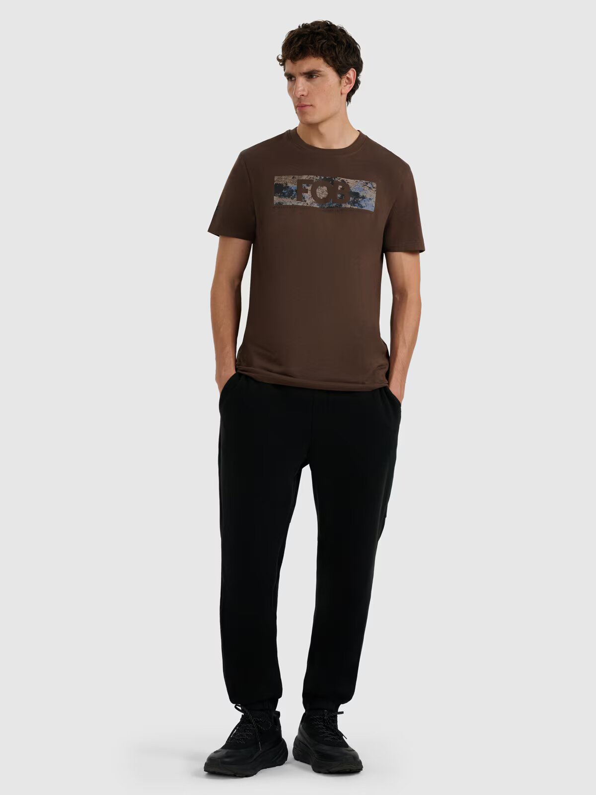 4F Tricou regular cu imprimeu pentru bărbați - maro S