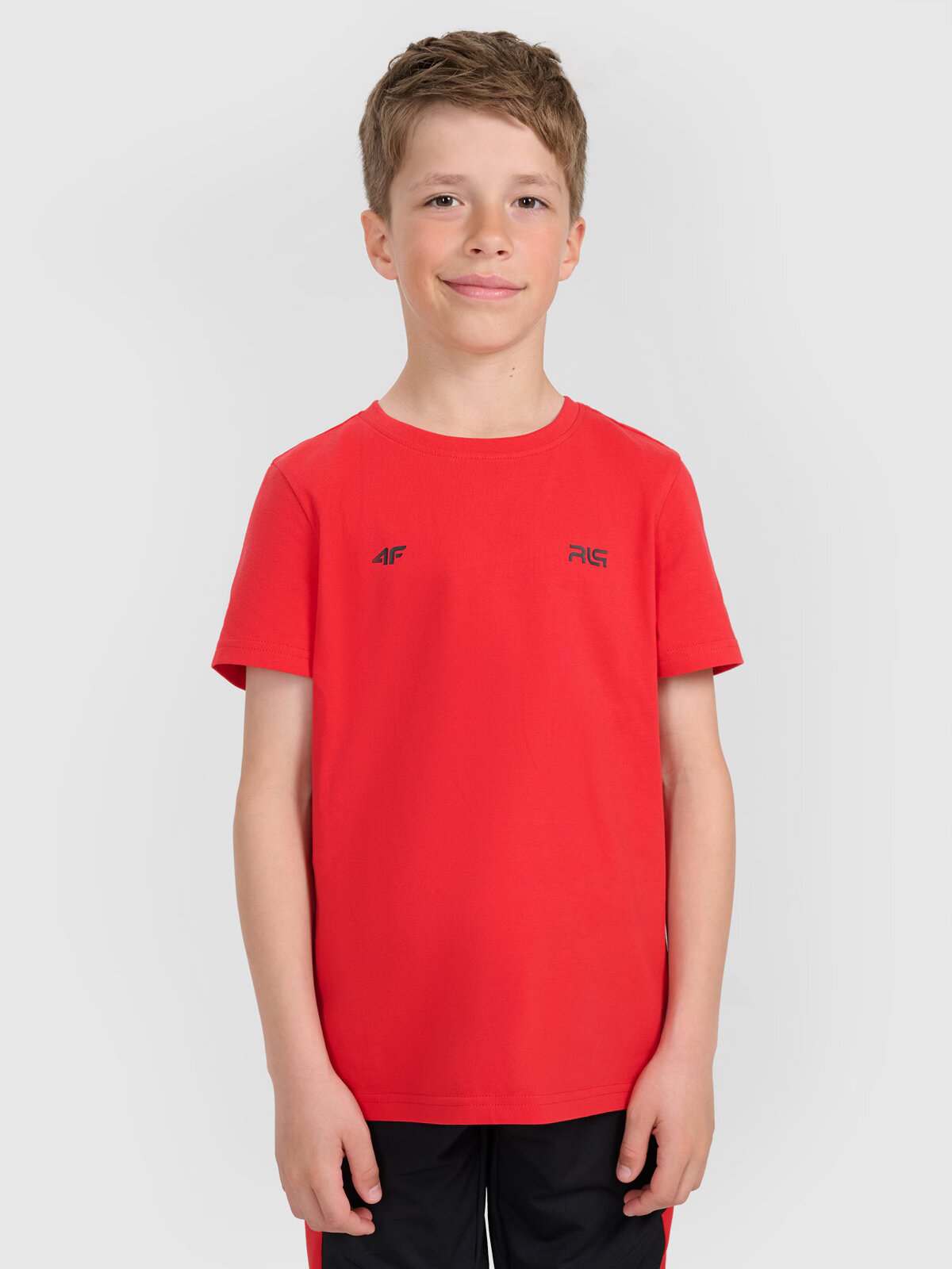 4F Tricou regular cu imprimeu pentru copii JUNIOR x Robert Lewandowski - roșu 140