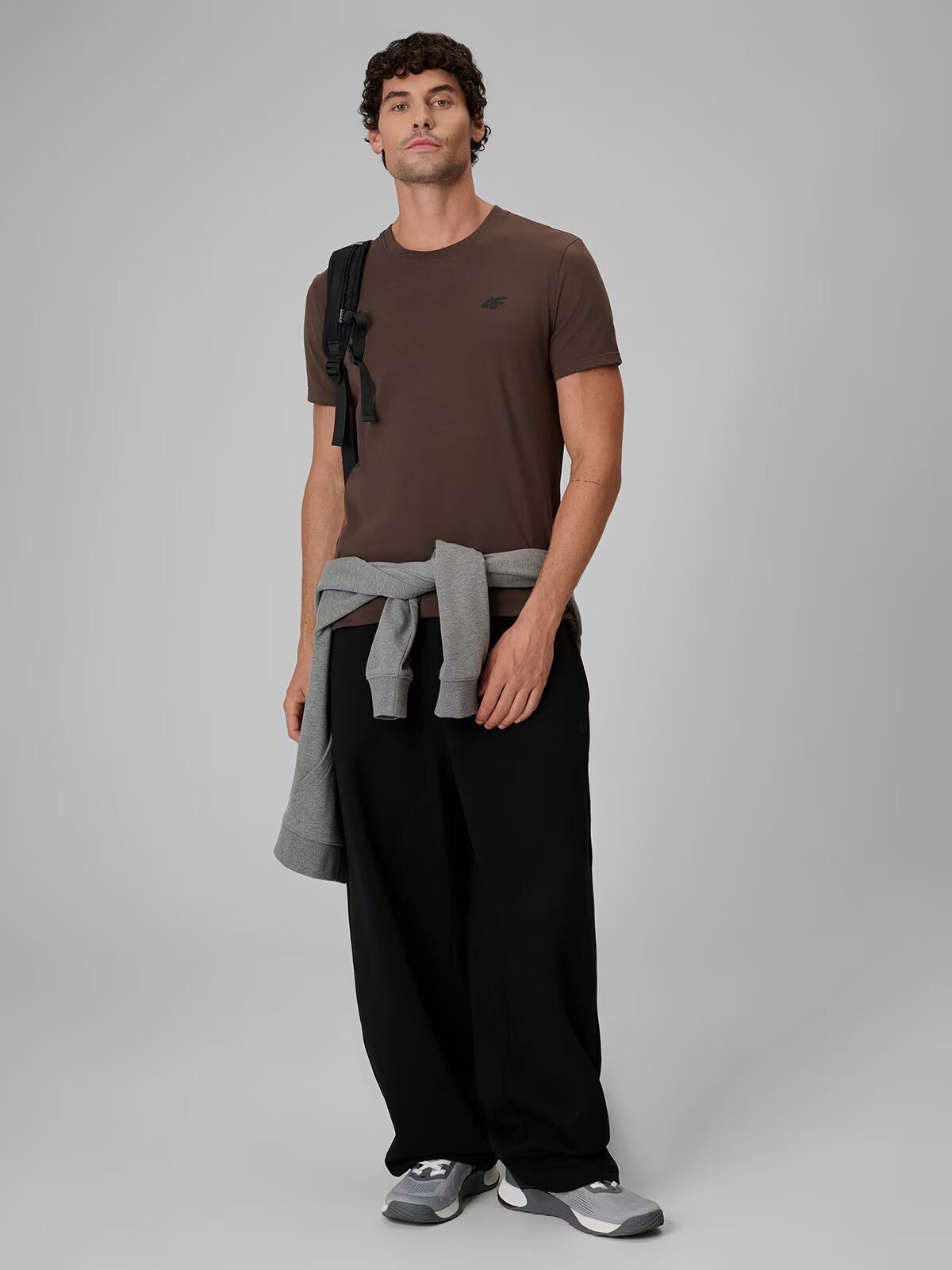 4F Tricou regular simplu pentru bărbați - maro L