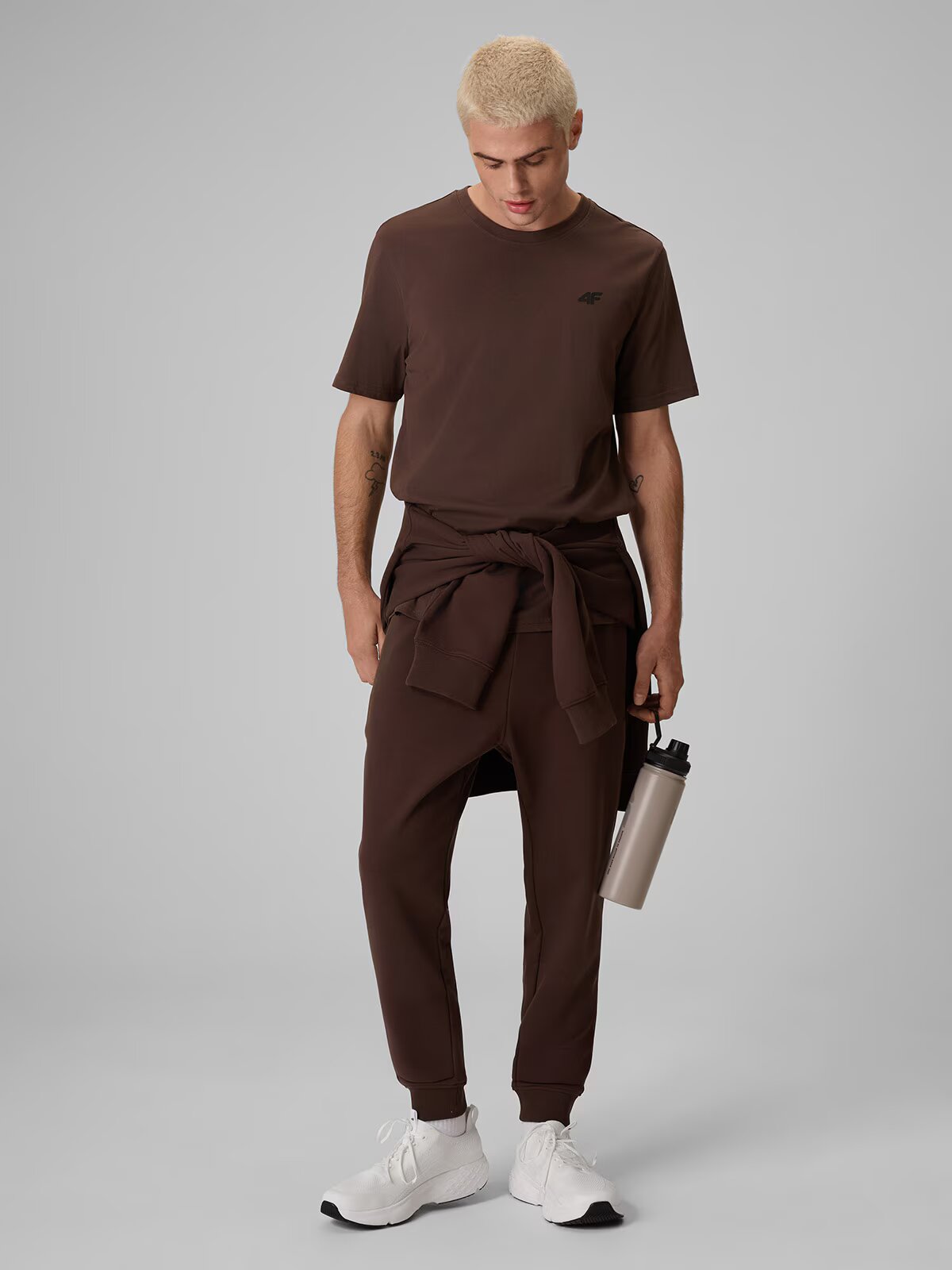 4F Tricou regular simplu pentru bărbați - maro M