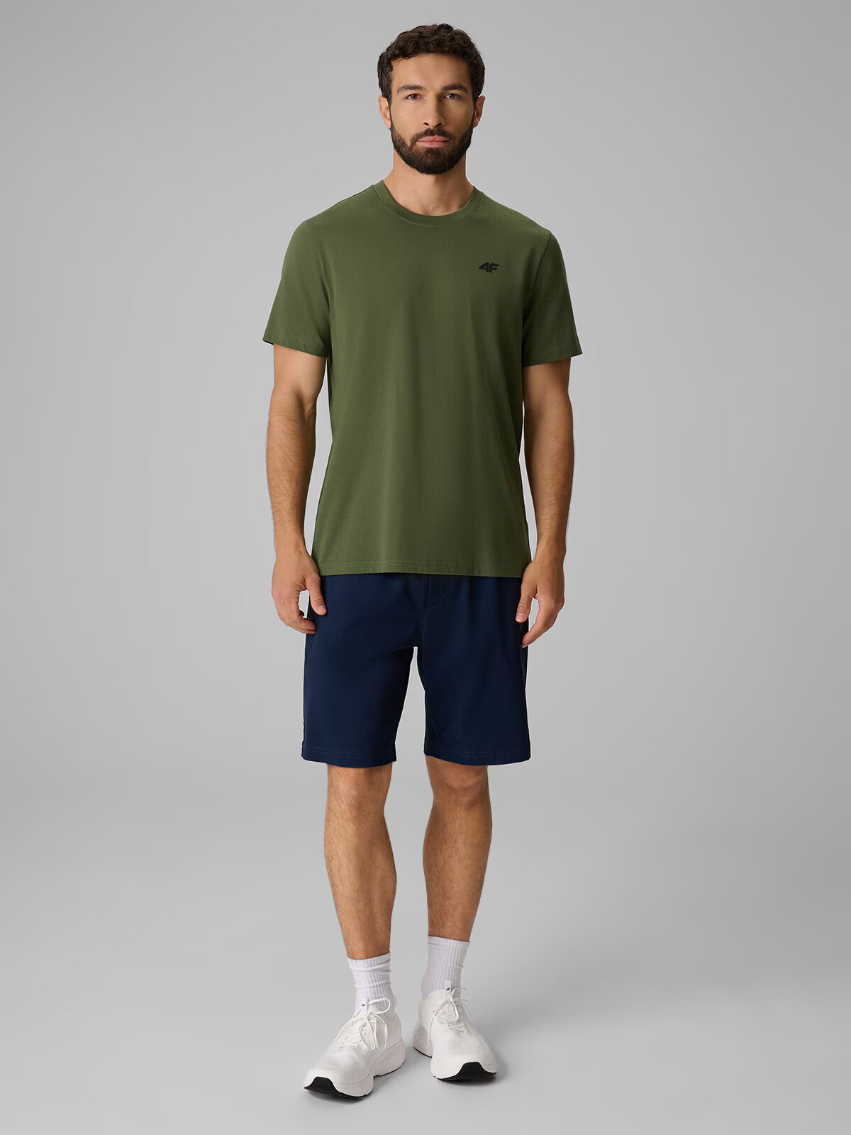4F Tricou regular simplu pentru bărbați - olive M