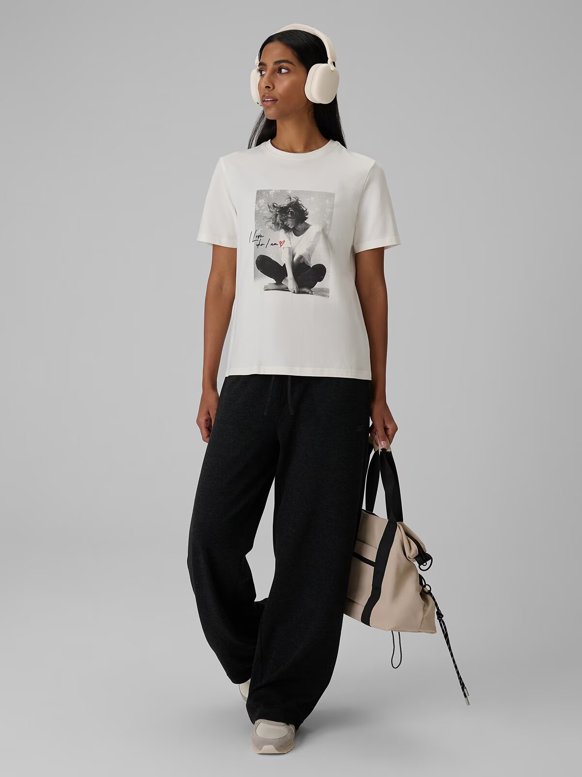 4F Tricou relaxed cu imprimeu pentru femei - crem S