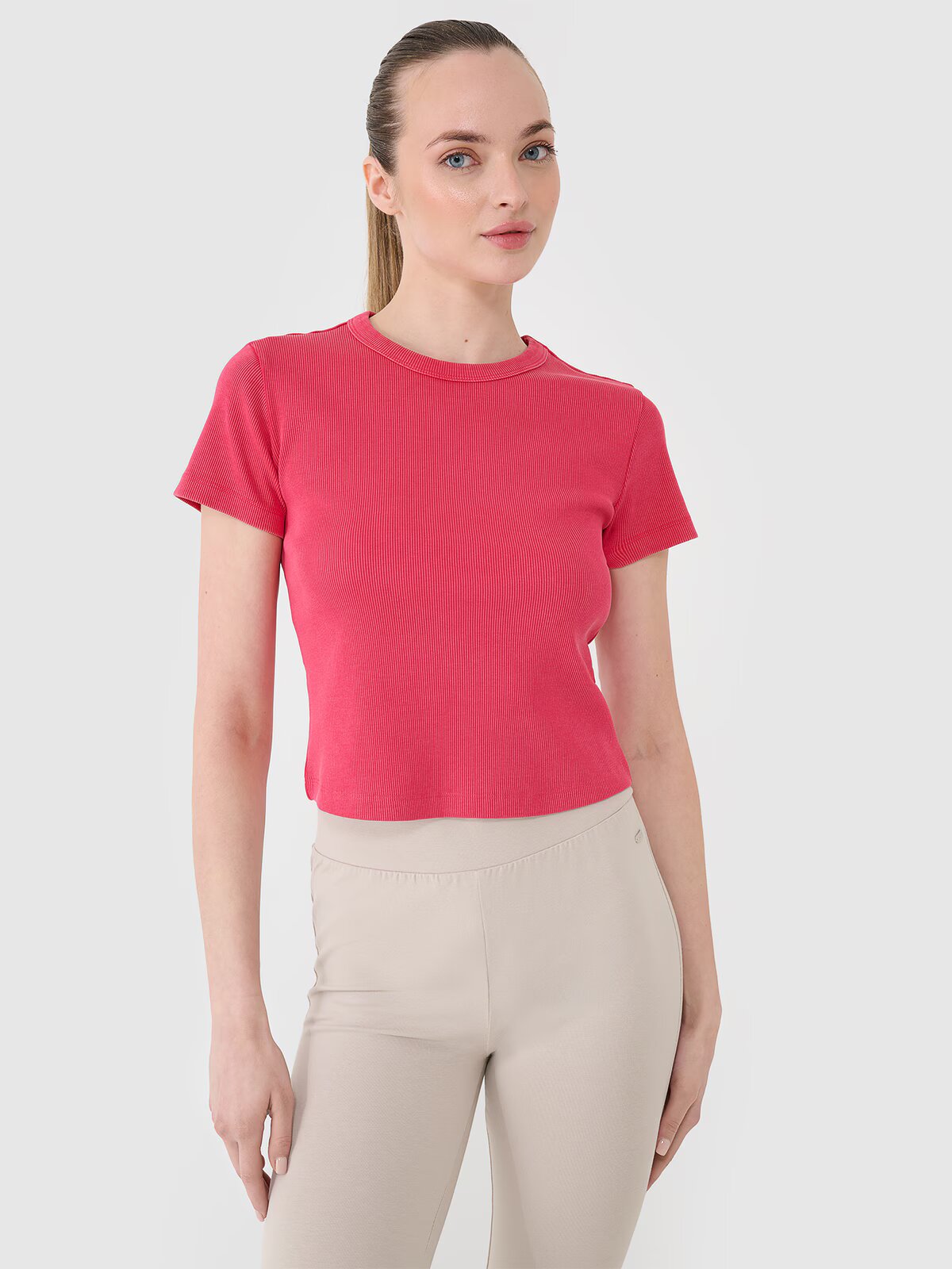 4F Tricou slim din tricot striat pentru femei - XS