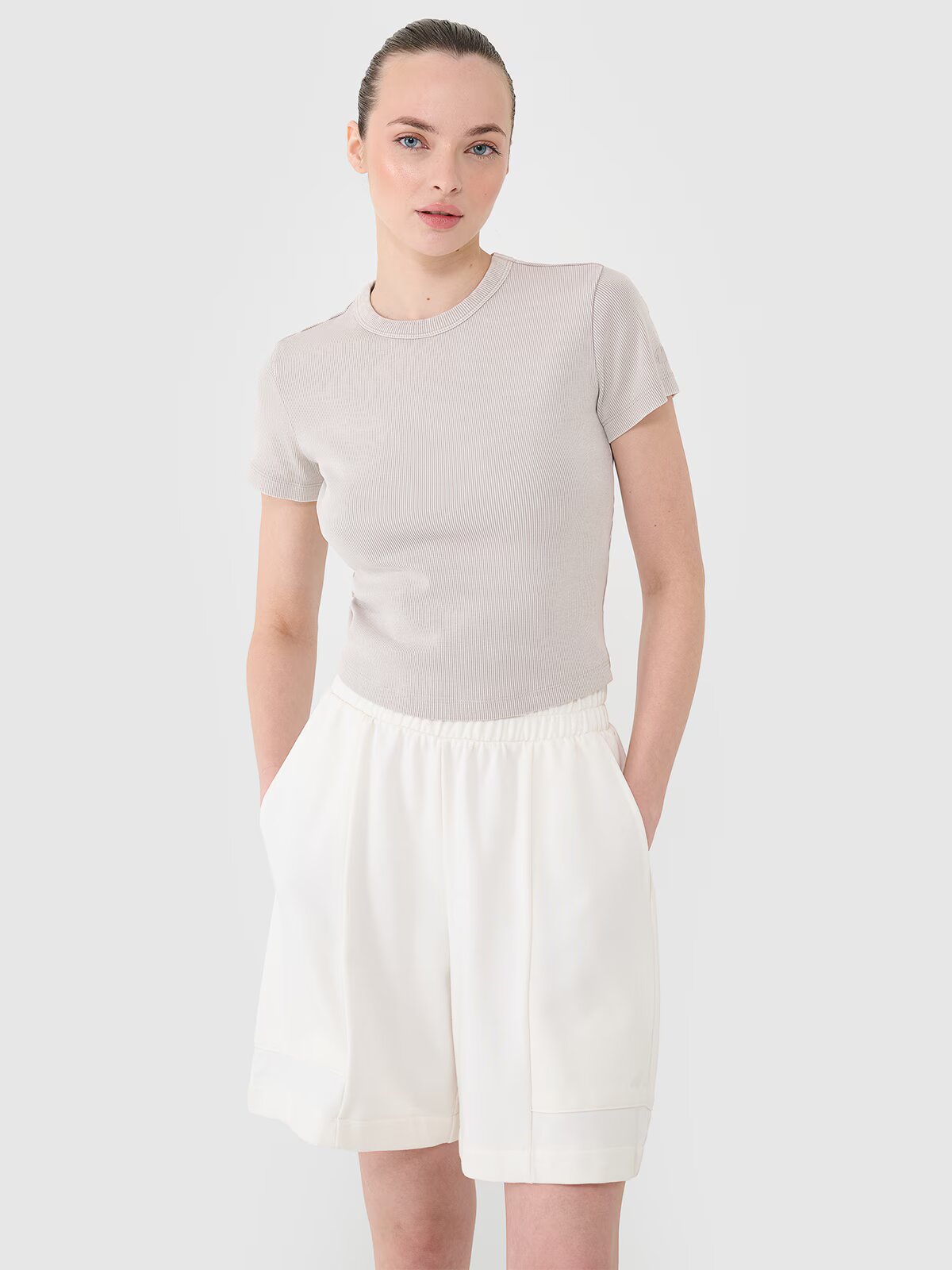 4F Tricou slim din tricot striat pentru femei - XS