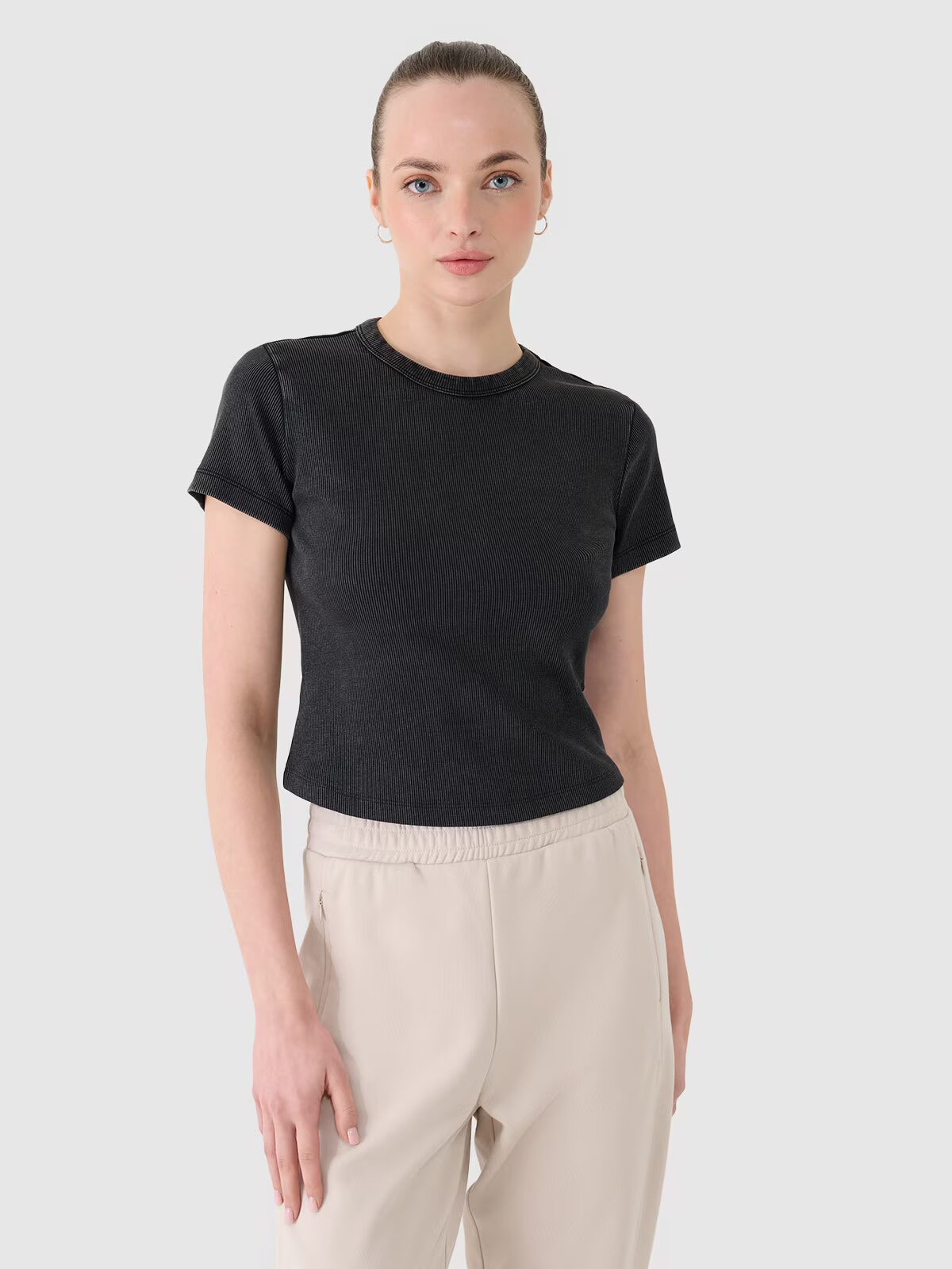 4F Tricou slim din tricot striat pentru femei - XS