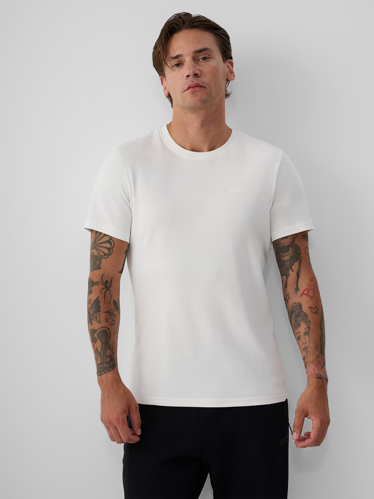 4F Tricou slim simplu pentru bărbați - crem L