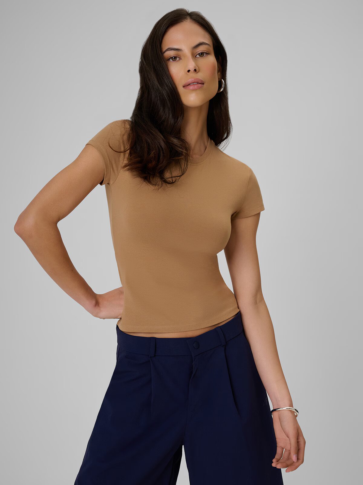 4F Tricou slim simplu pentru femei - maro XS