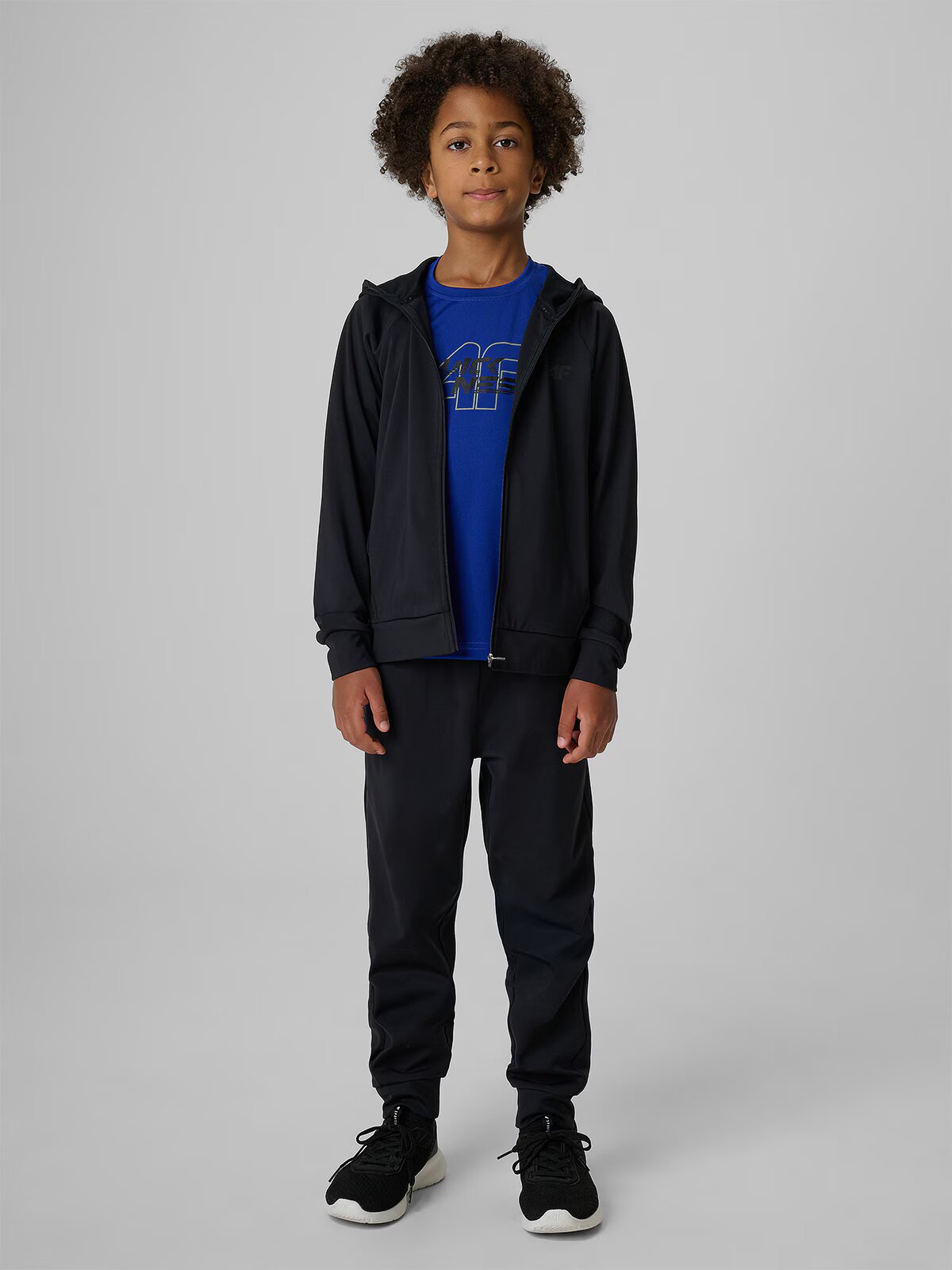 4F Tricou sport regular cu uscare rapidă pentru băieți - 146/152 (10-12 ani)