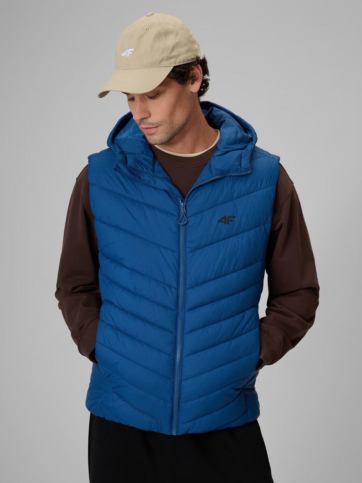 4F Vestă cu umplutură sintetică pentru bărbați - denim S
