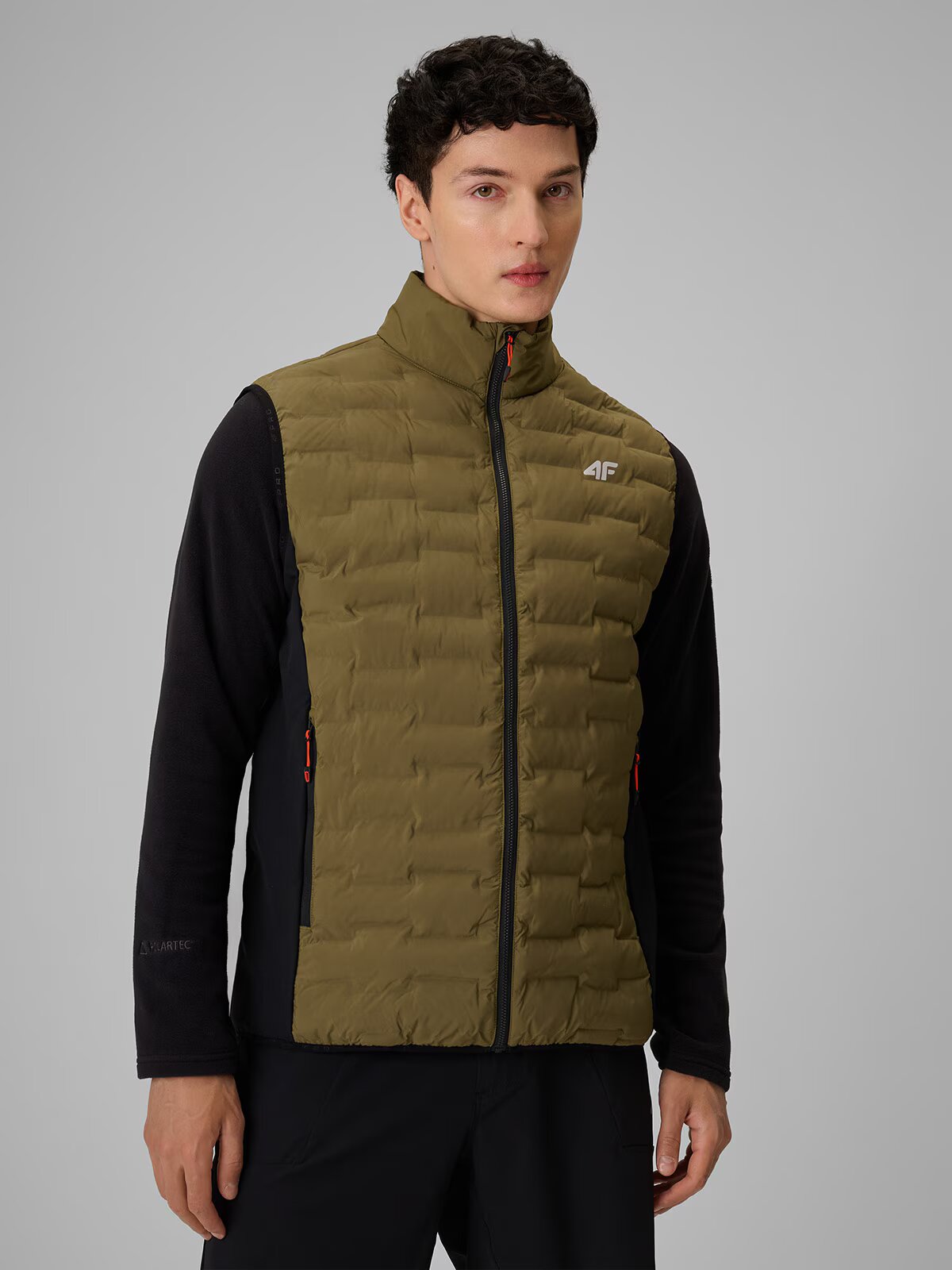 4F Vestă de trekking PRO cu umplutură Primaloft Silver pentru bărbați - khaki 3XL