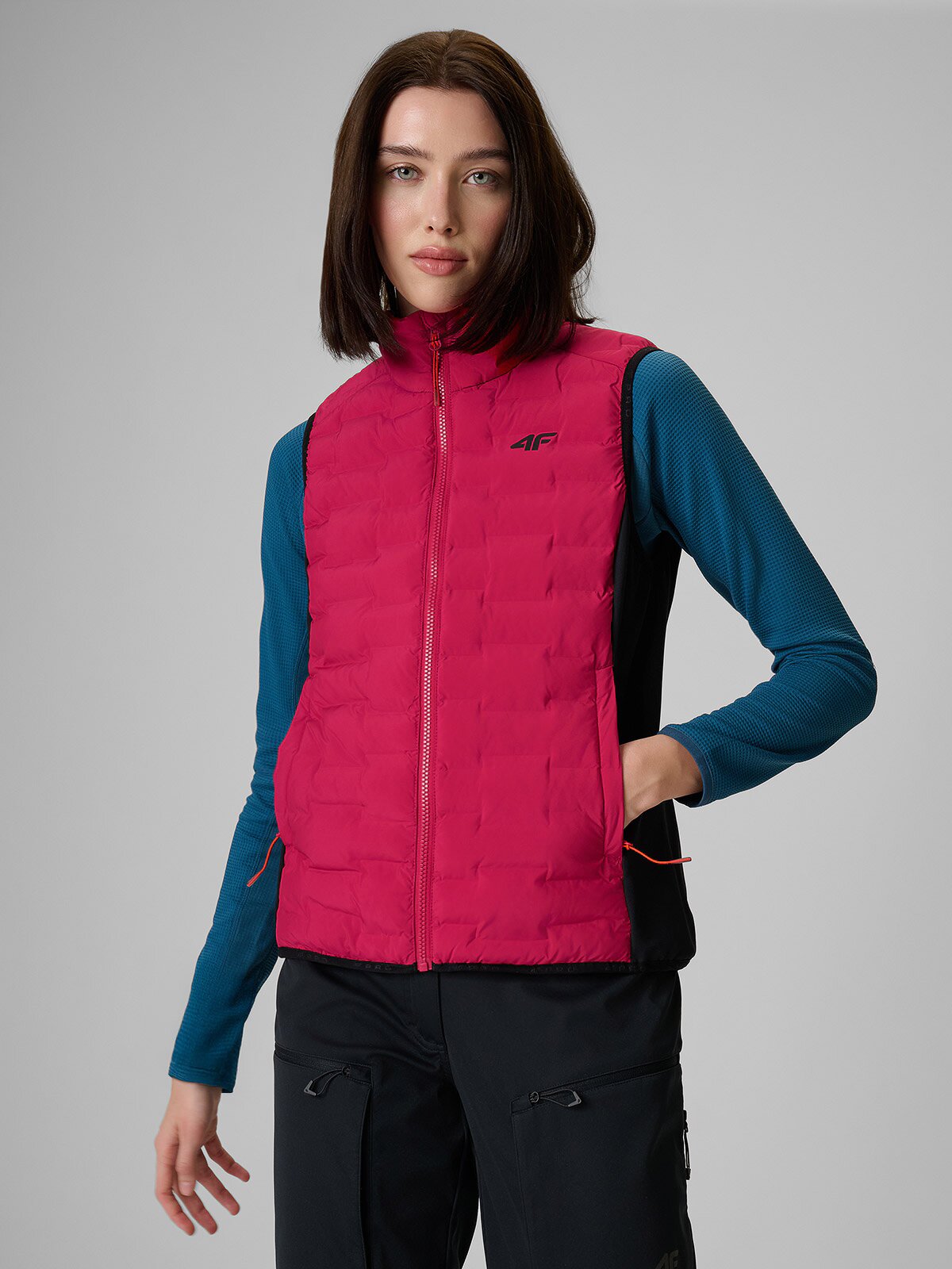4F Vestă trekking cu umplutură Primaloft Silver pentru femei - S