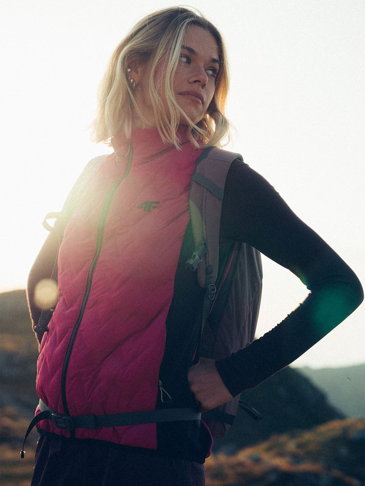 4F Vestă trekking PRO cu umplutură Primaloft Silver pentru femei - XL