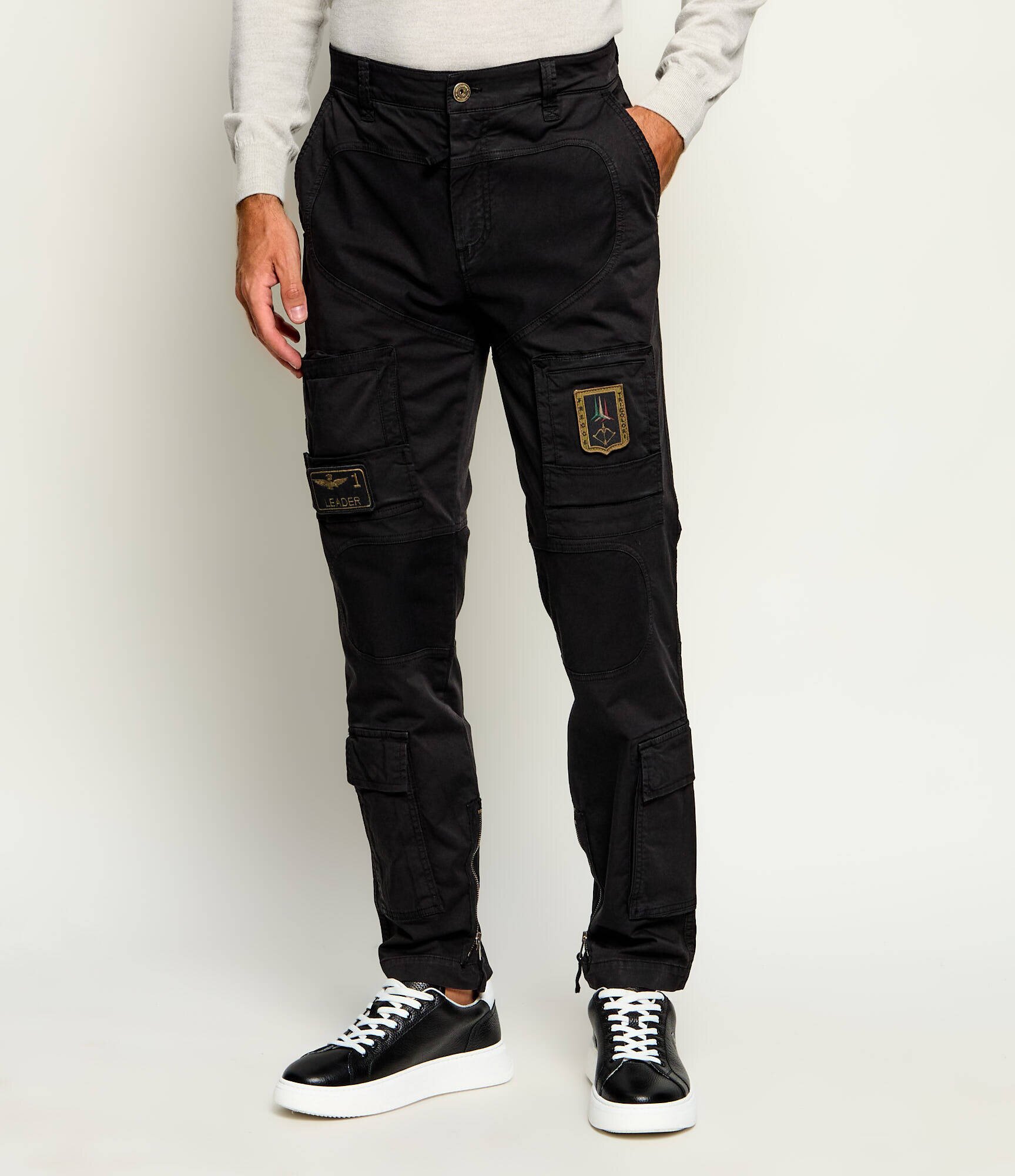 Aeronautica Militare Pantaloni cargo ANTI-G | Straight fit
