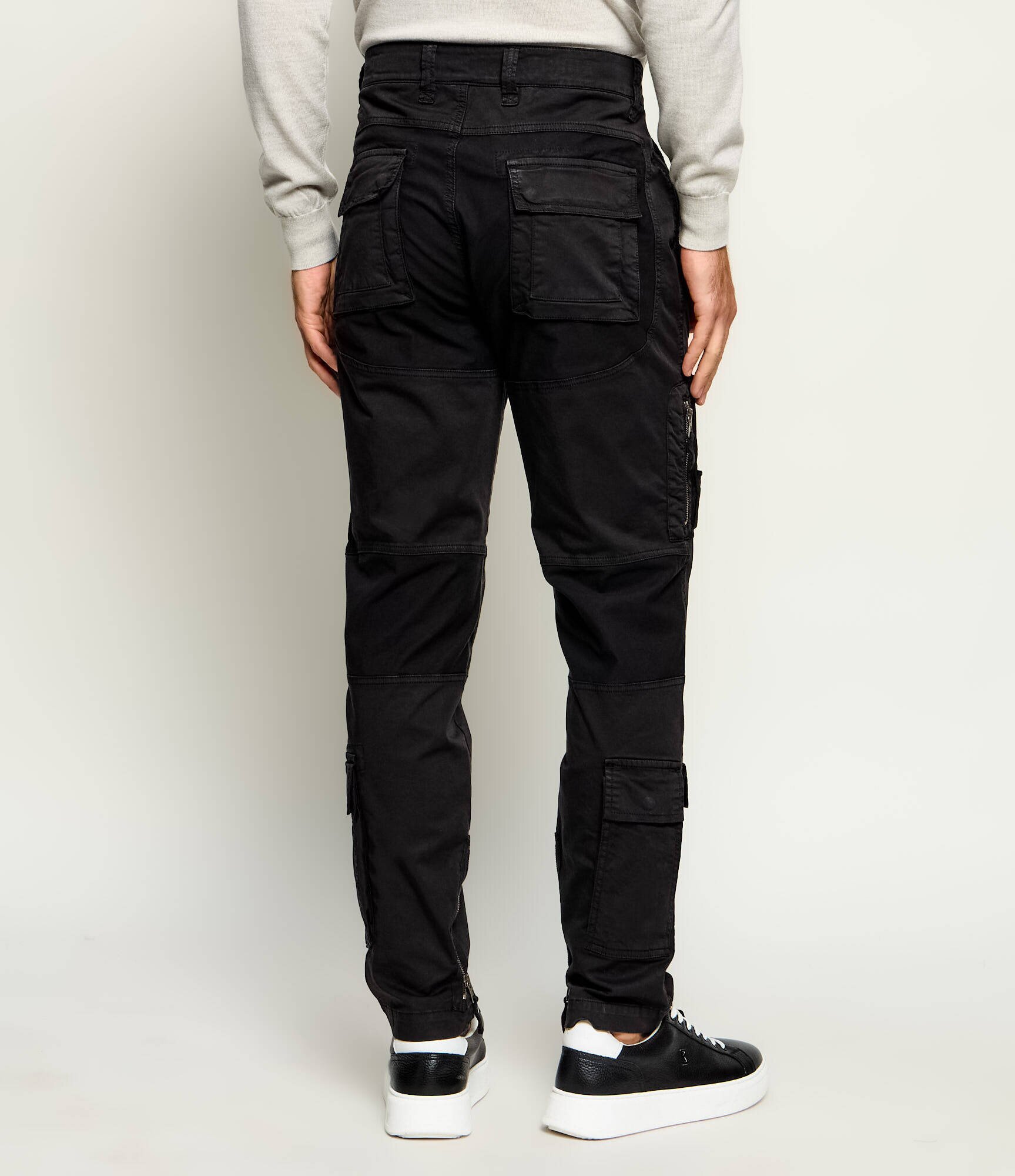 Aeronautica Militare Pantaloni cargo ANTI-G | Straight fit
