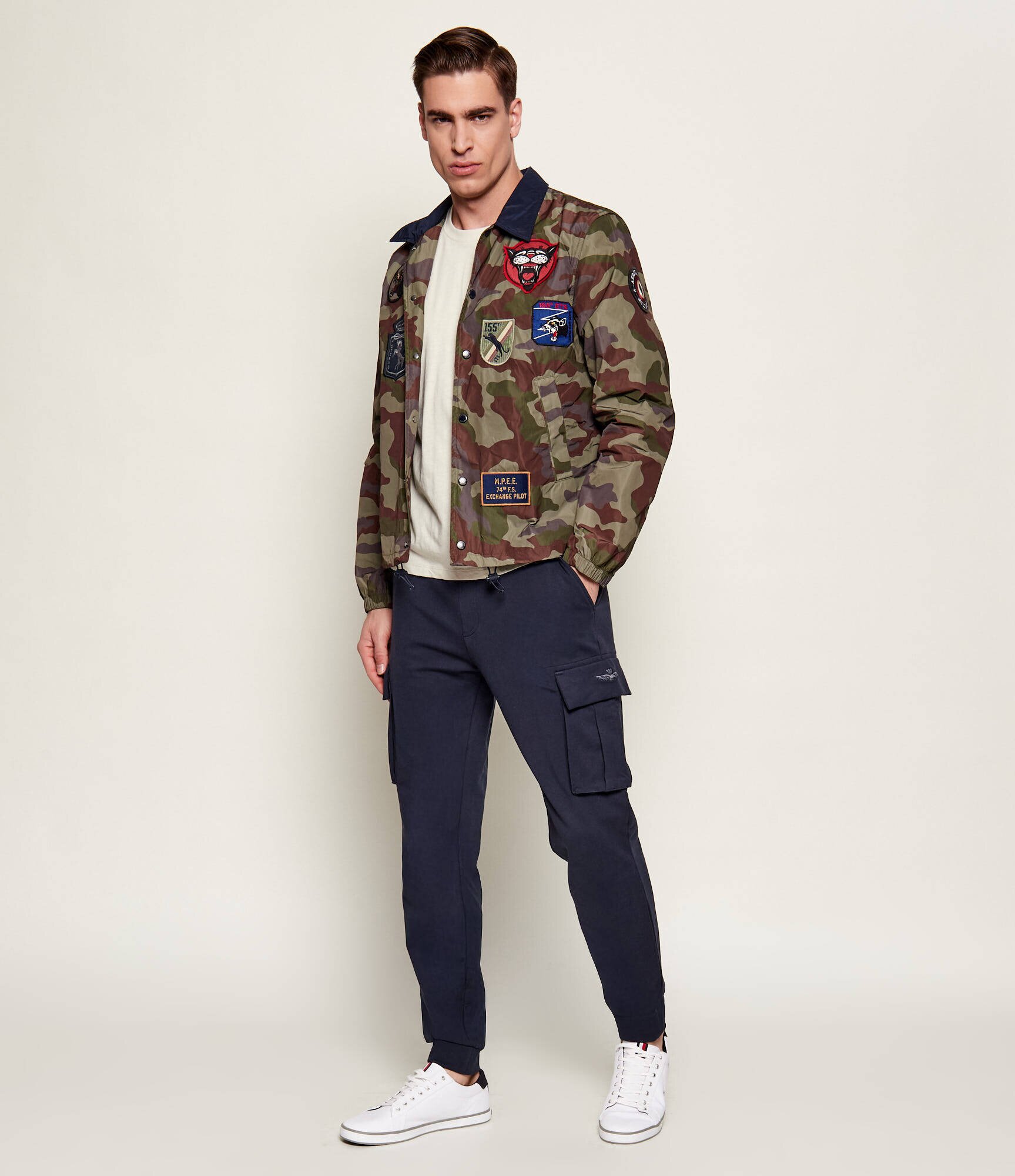 Aeronautica Militare Pantaloni cargo | Tapered fit