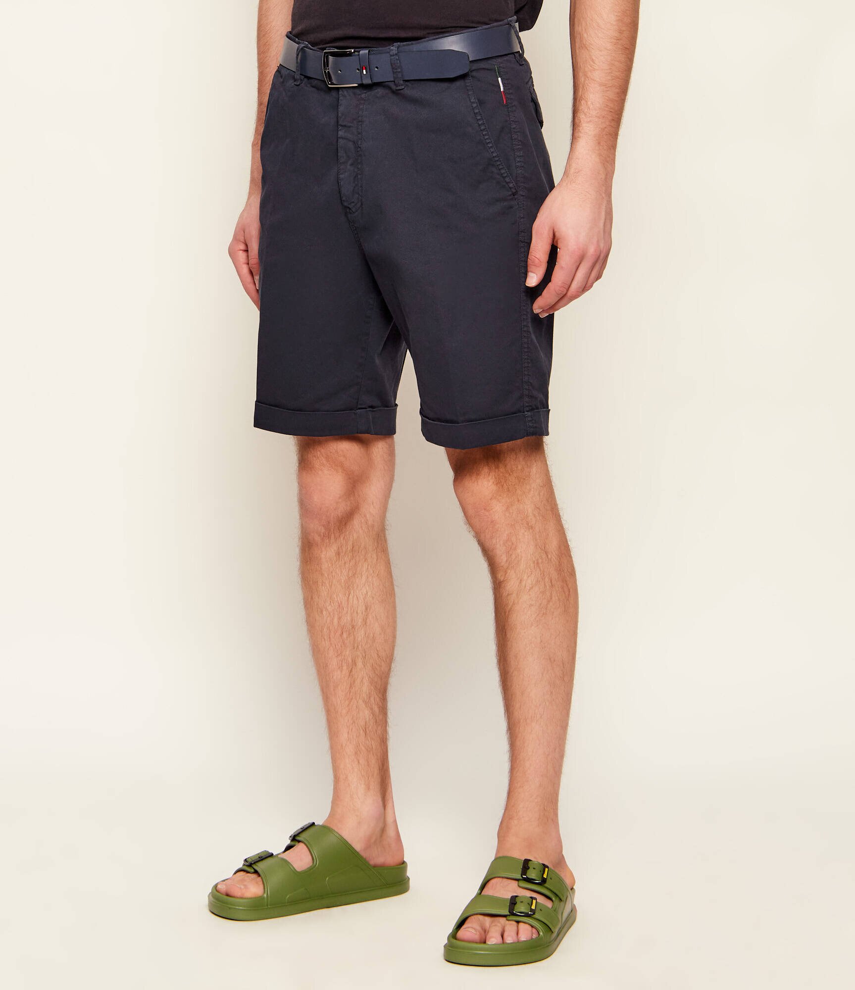 Aeronautica Militare Pantaloni scurți chino | regular fit