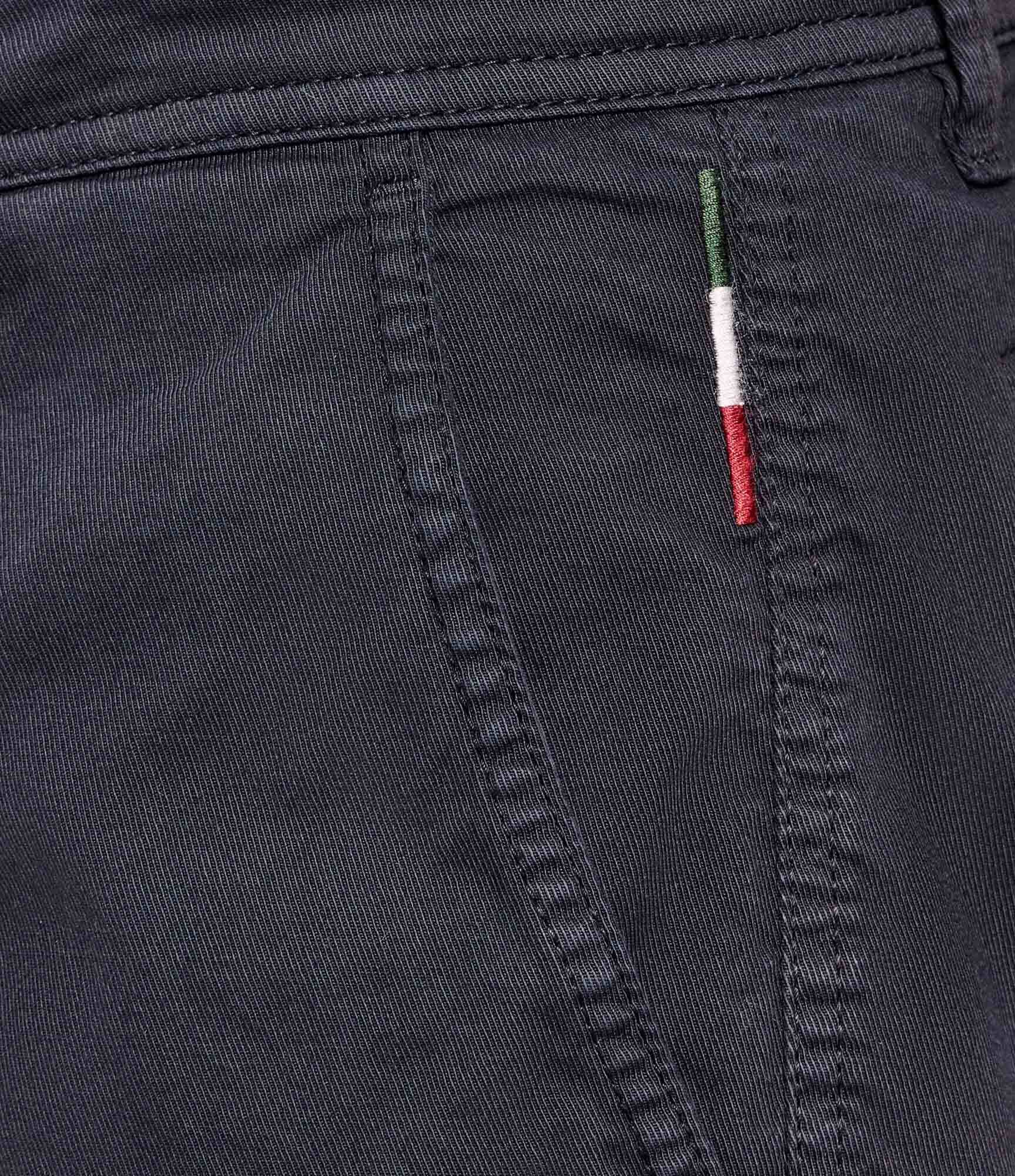 Aeronautica Militare Pantaloni scurți chino | regular fit