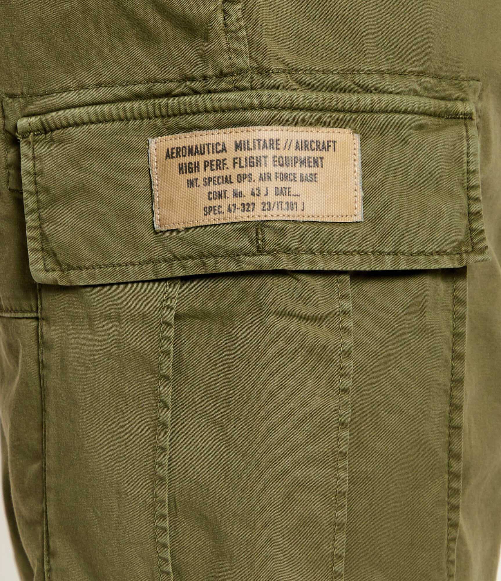Aeronautica Militare Pantaloni scurți | regular fit