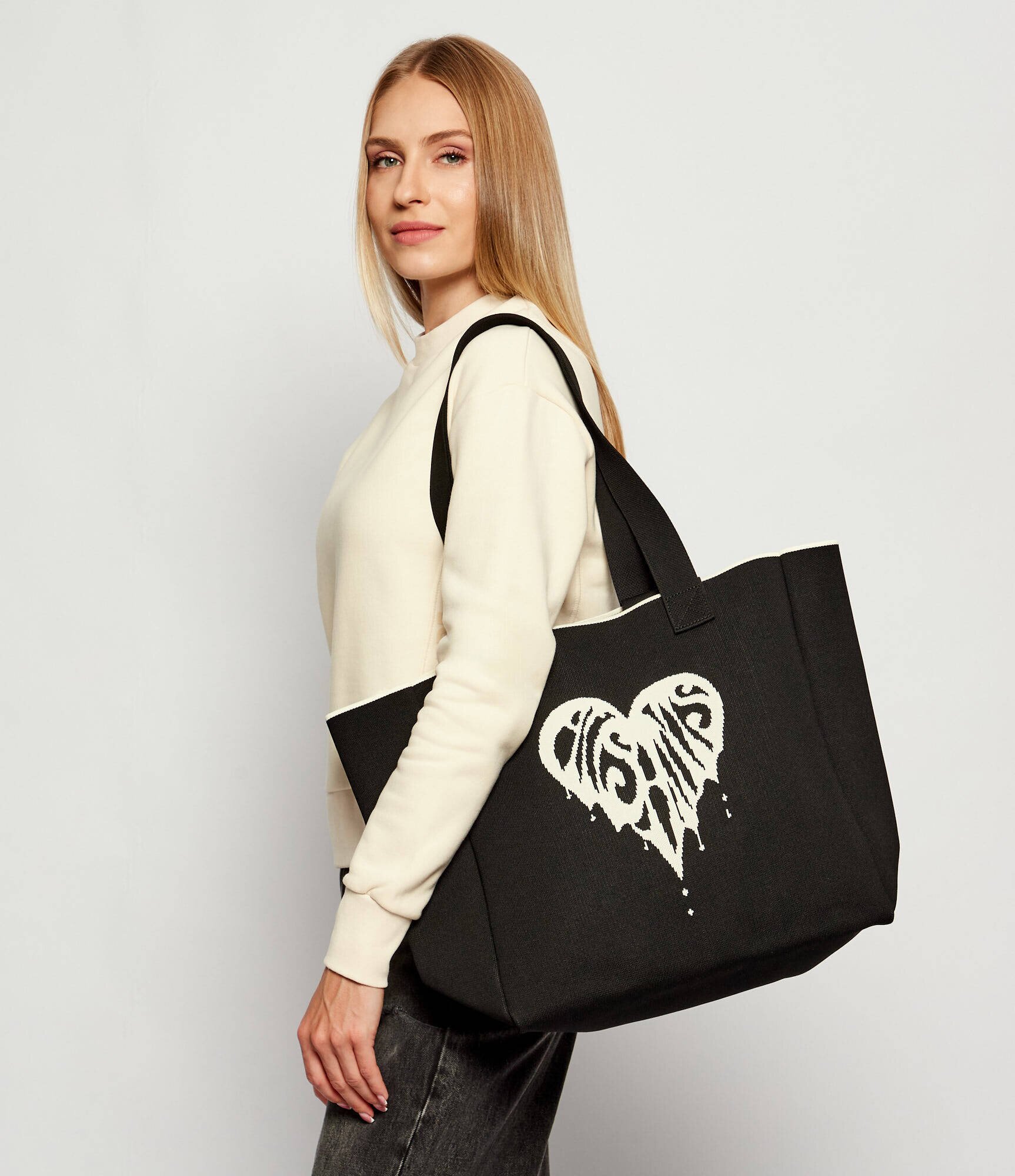 AllSaints Geantă shopper IZZY HEART