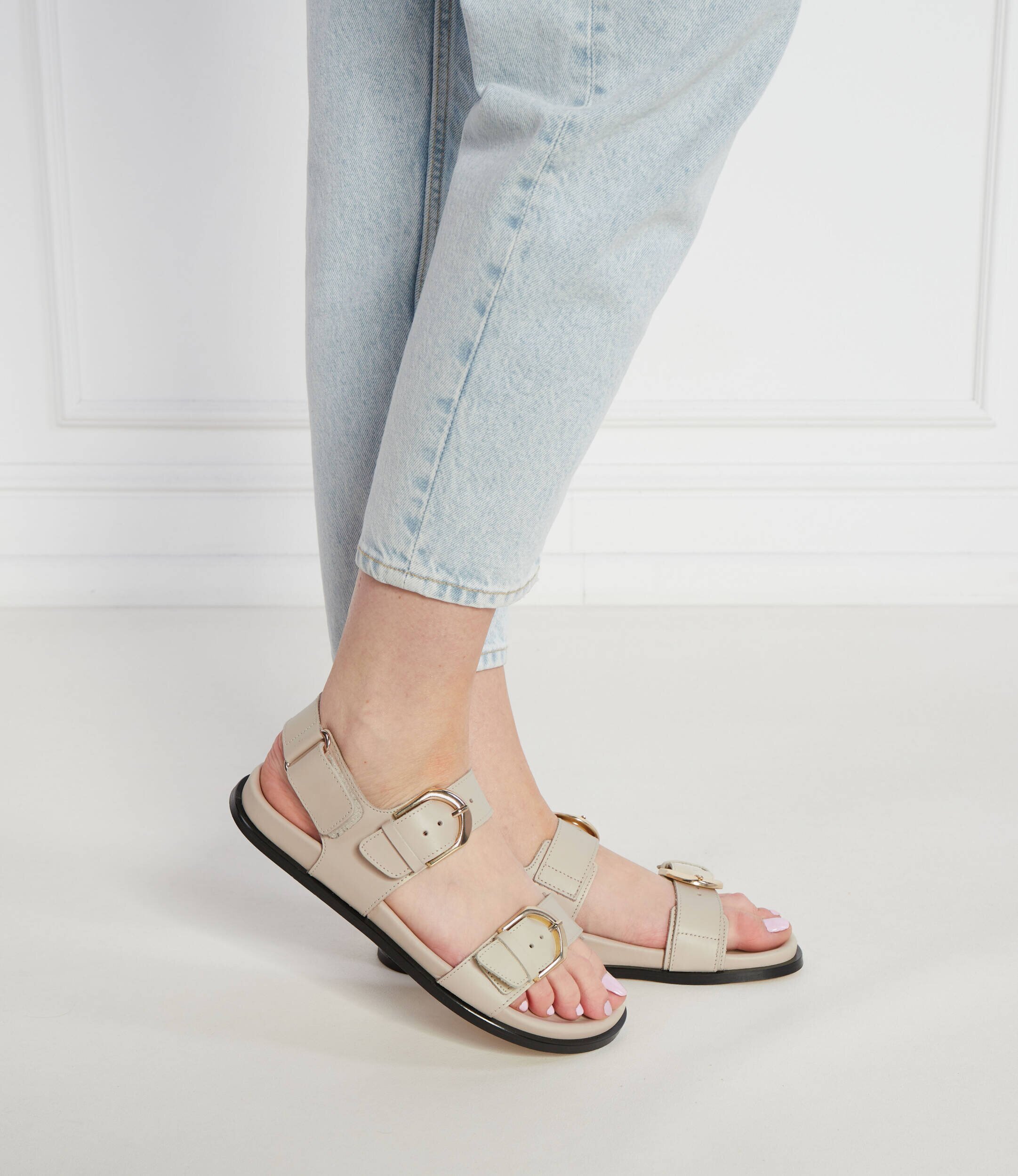 ALOHAS De piele sandale