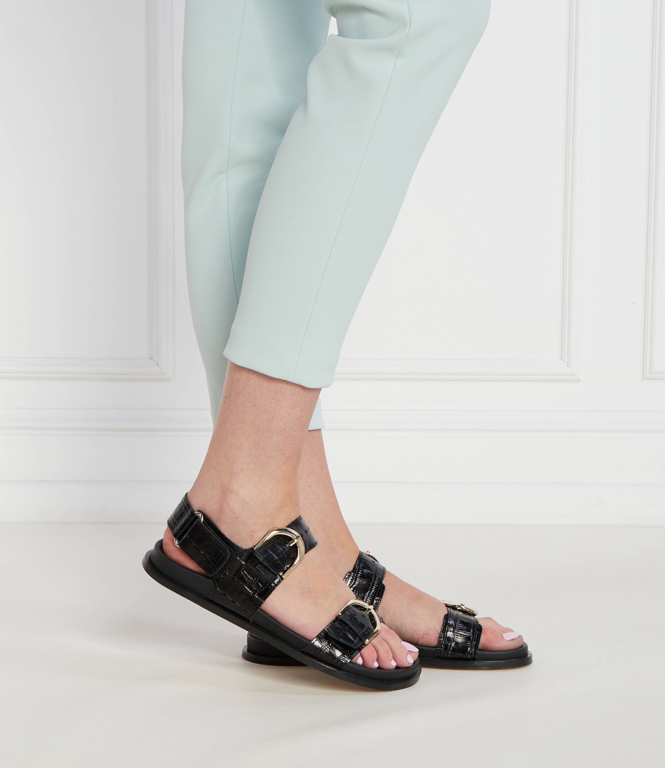 ALOHAS De piele sandale