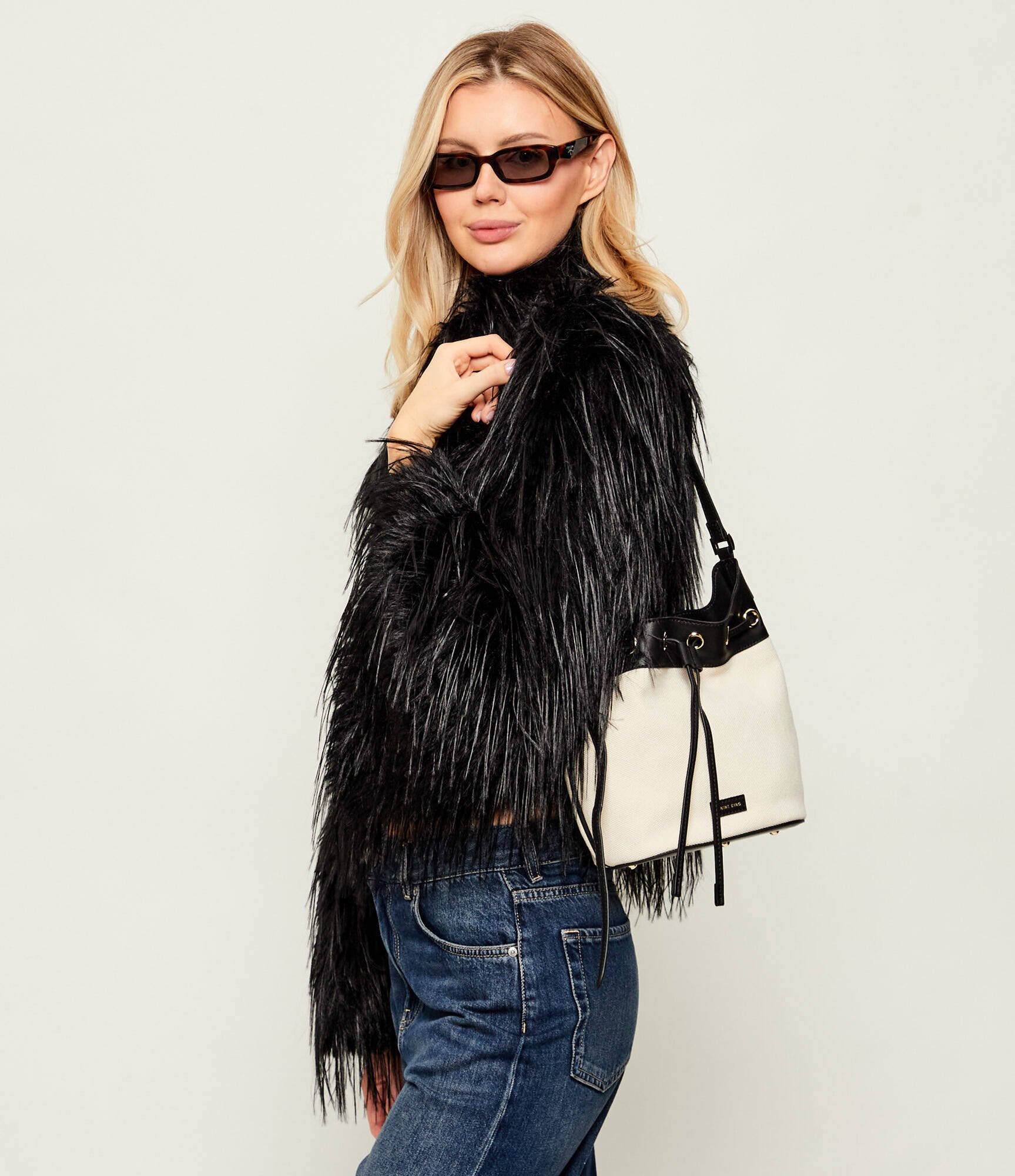 Anine Bing Geantă tip sac MINI ALANA cu adaos de piele
