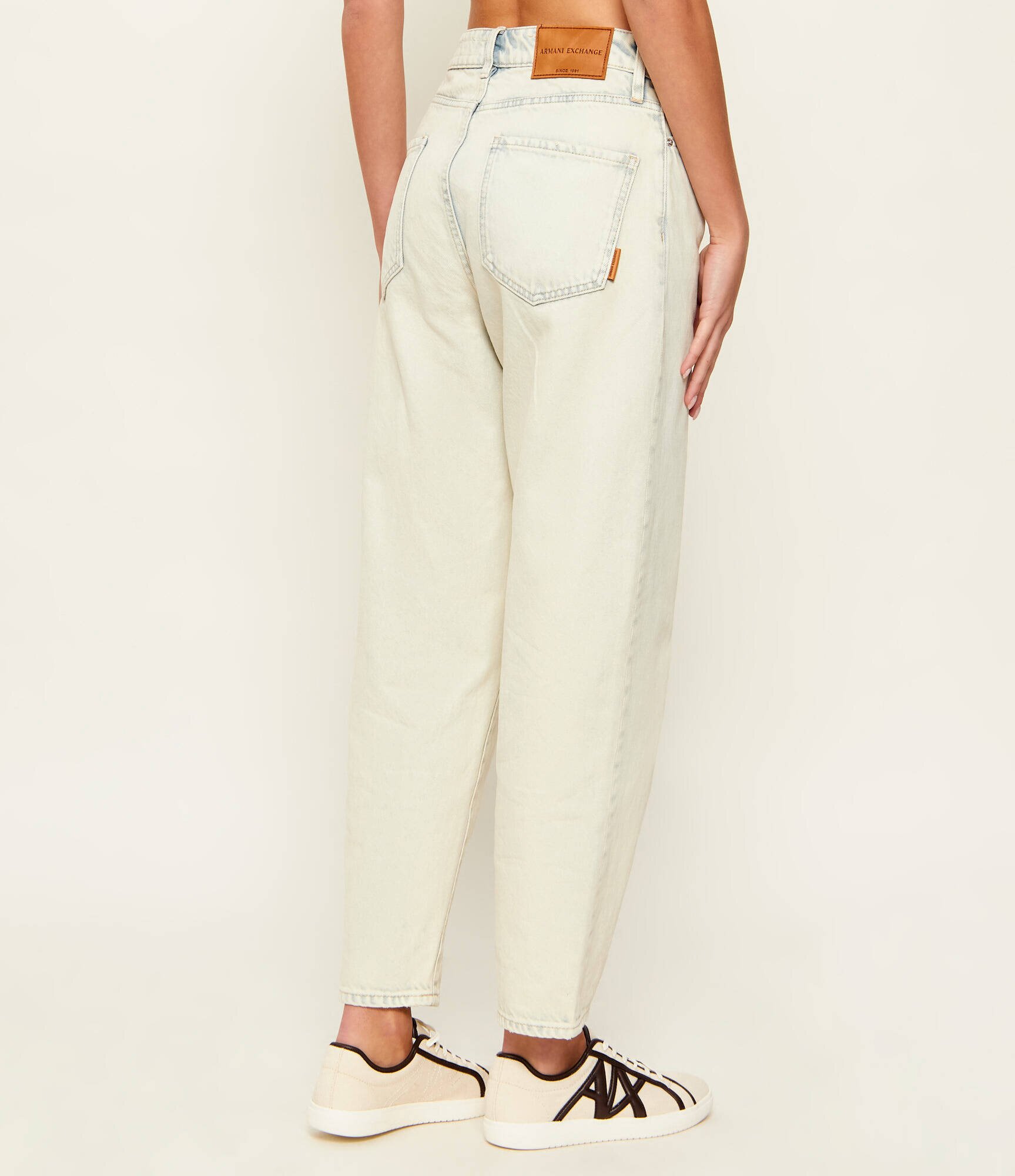 Armani Exchange Blugi J51 | carrot fit