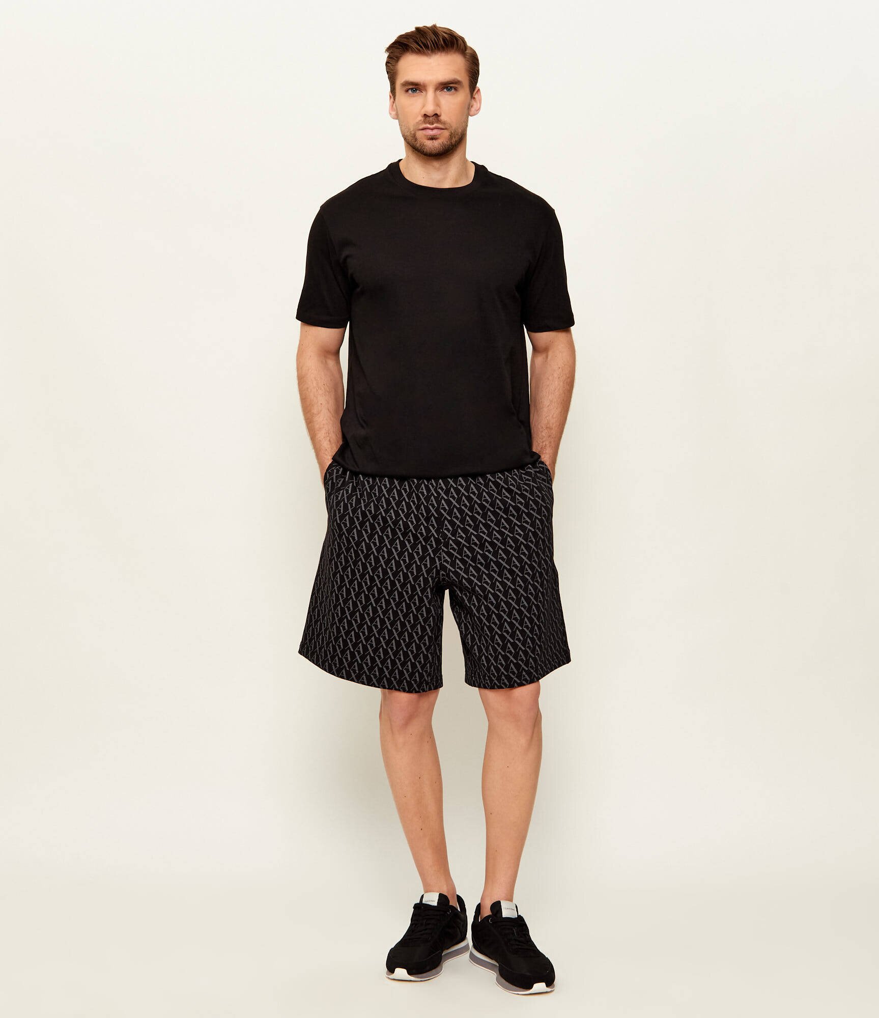Armani Exchange Pantaloni scurți | Loose fit