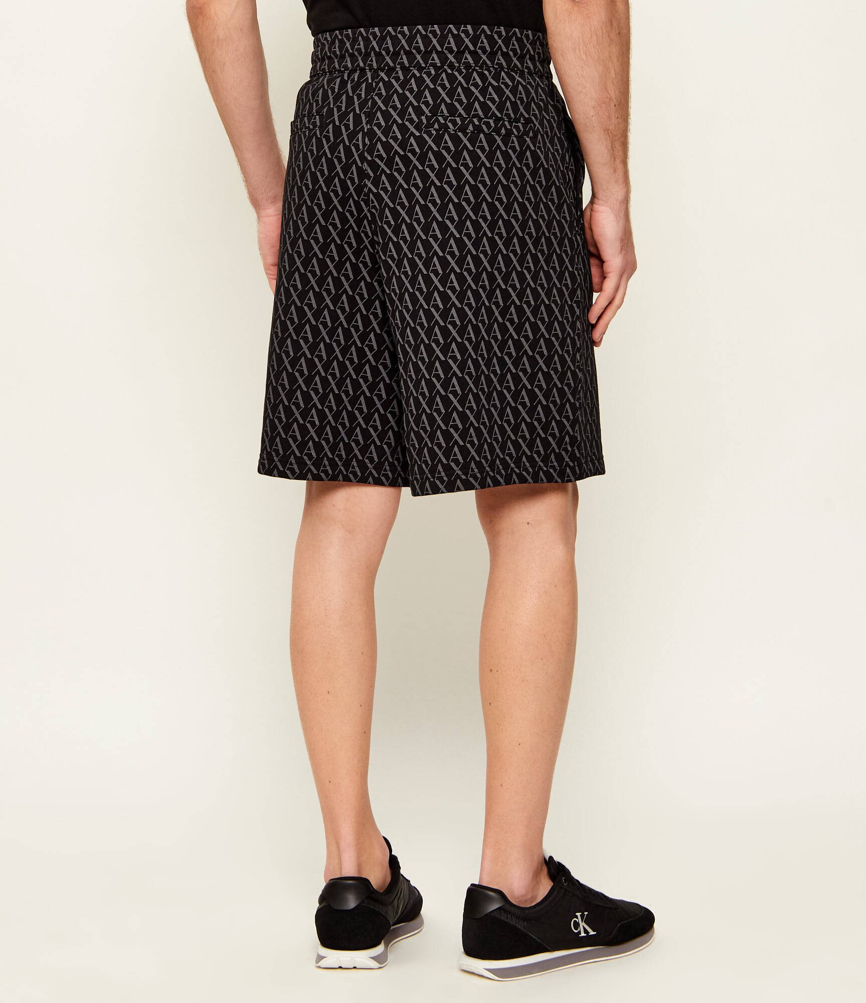 Armani Exchange Pantaloni scurți | Loose fit