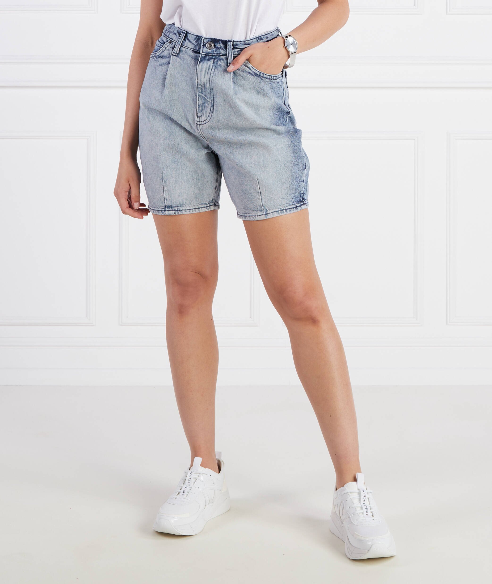Armani Exchange Pantaloni scurți | Regular Fit