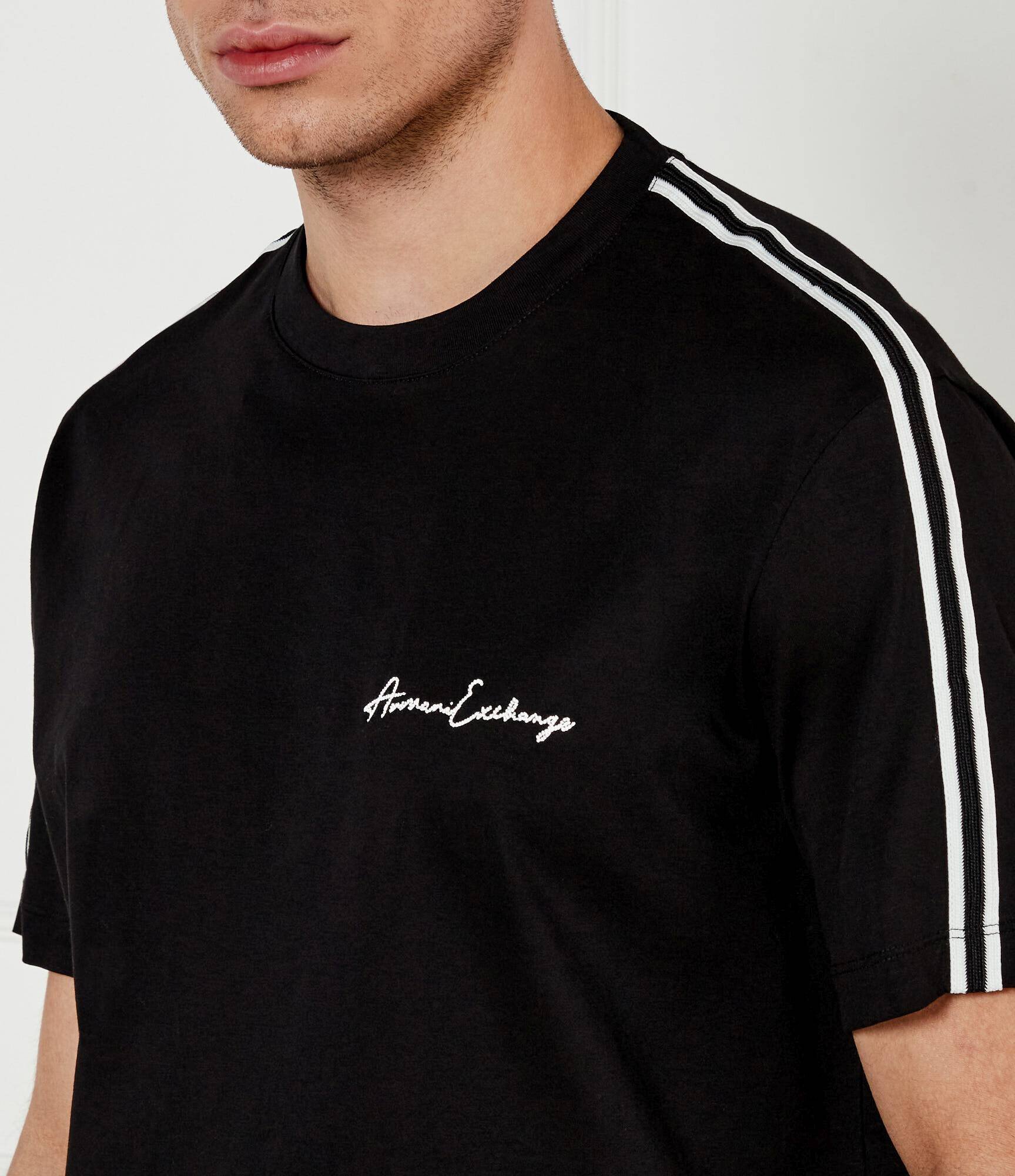 Armani Exchange Tricou | Loose fit