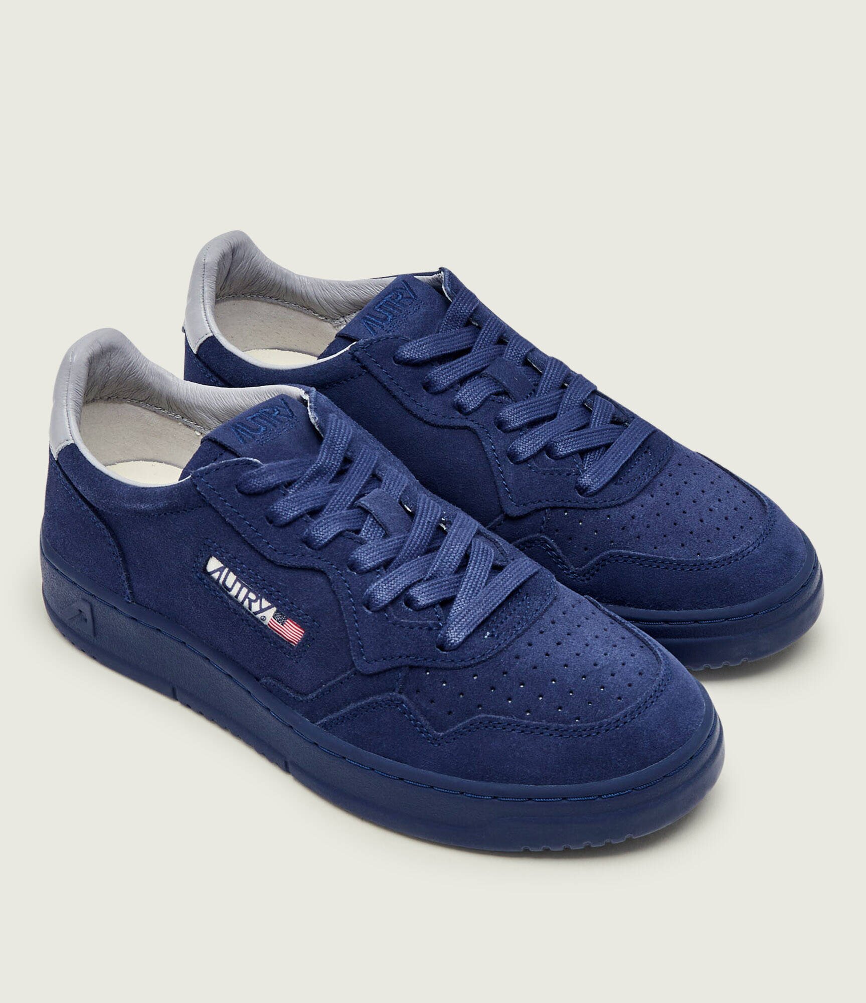 AUTRY Sneakers Medalist Low | piele întoarsă