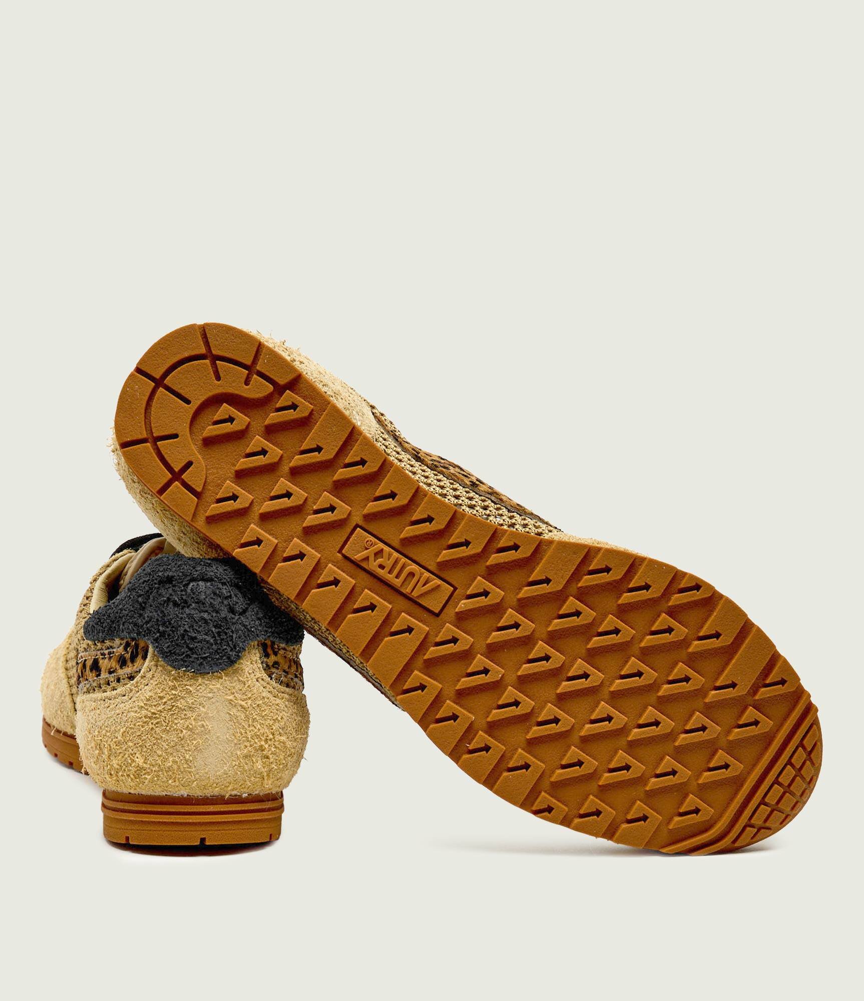AUTRY Sneakers Windspin Low | piele întoarsă