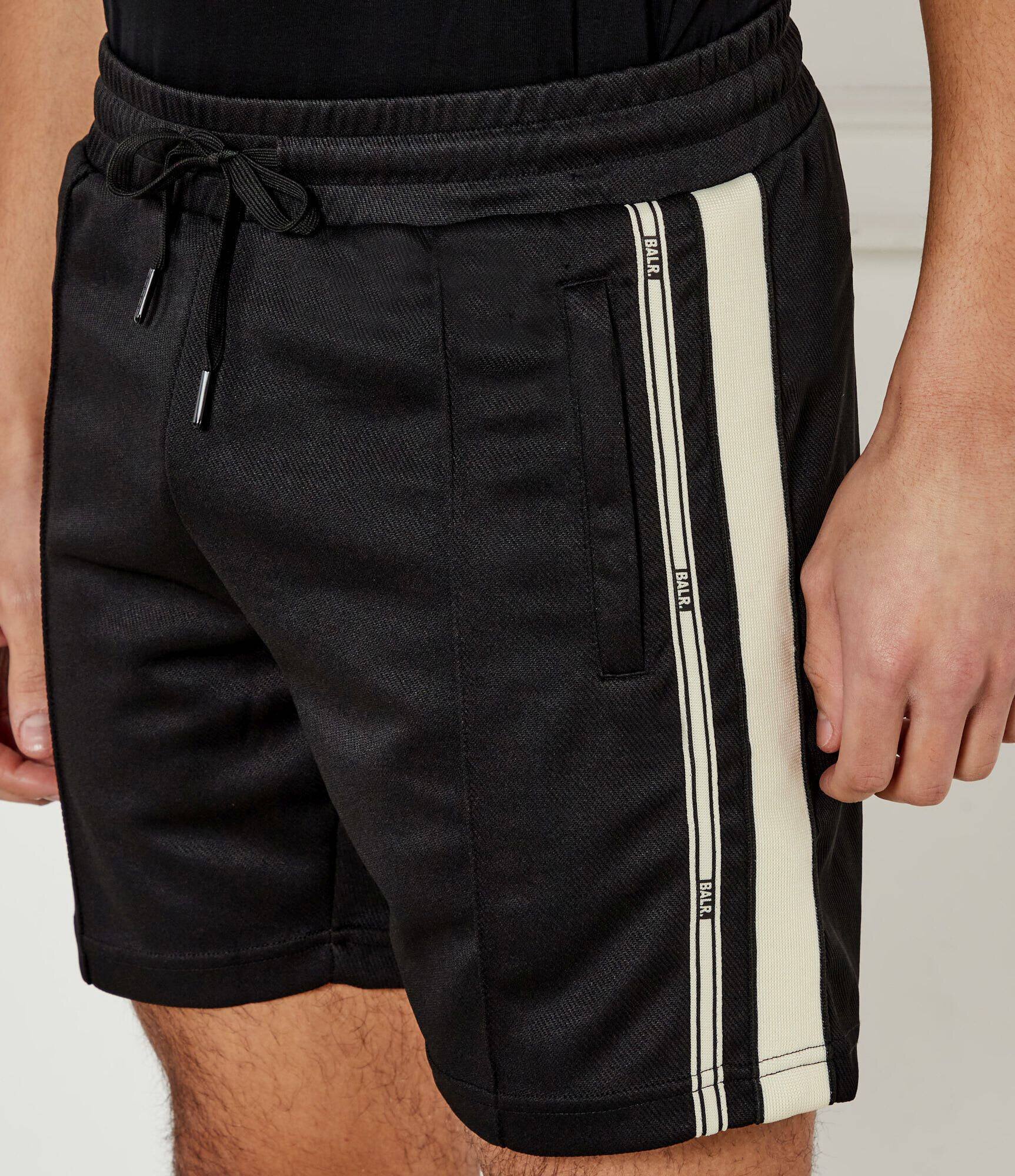 BALR. Pantaloni scurți | regular fit