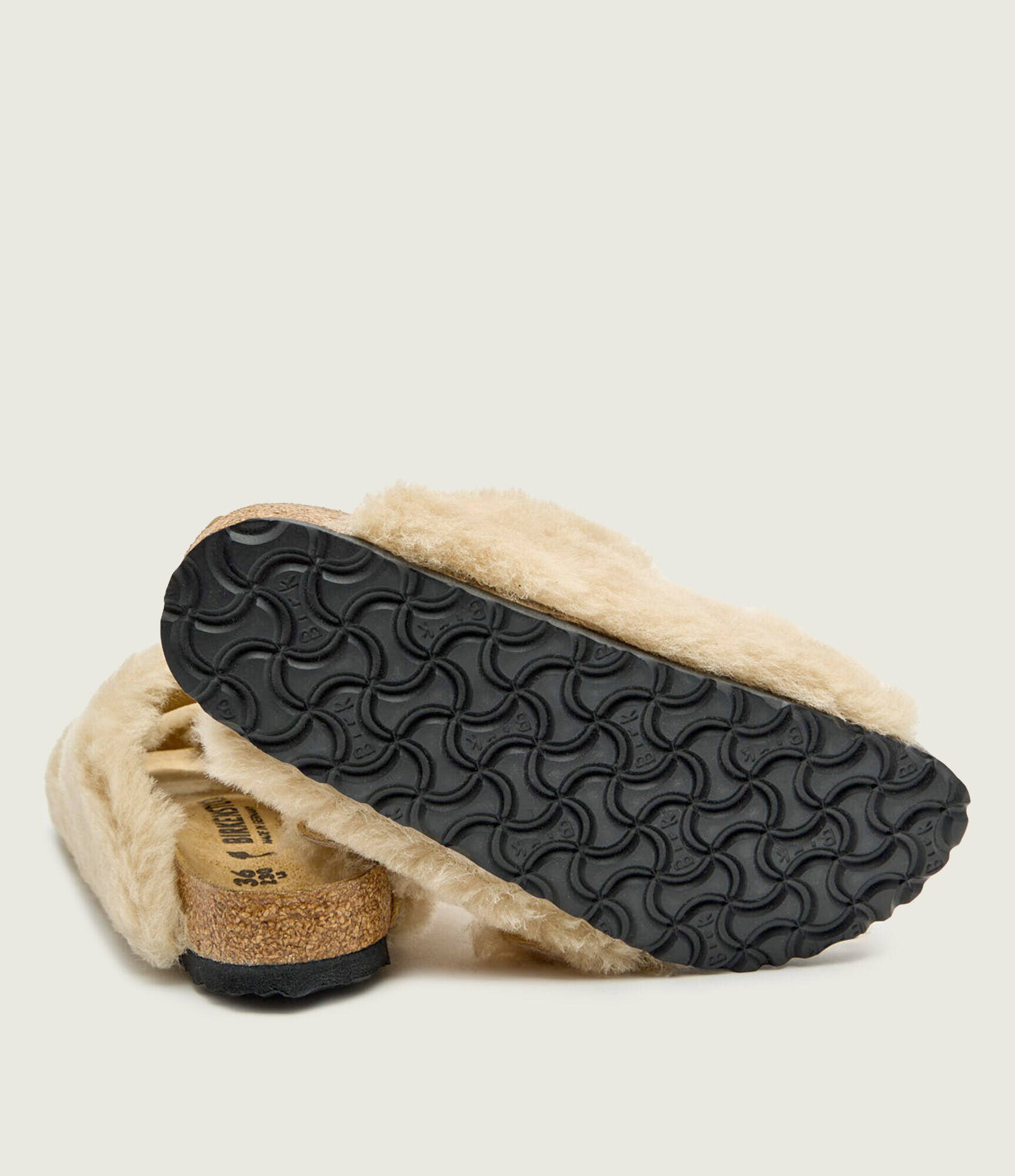 Birkenstock De piele papuci de casă Arizona Shearling cu adaos de lână | narrow fit