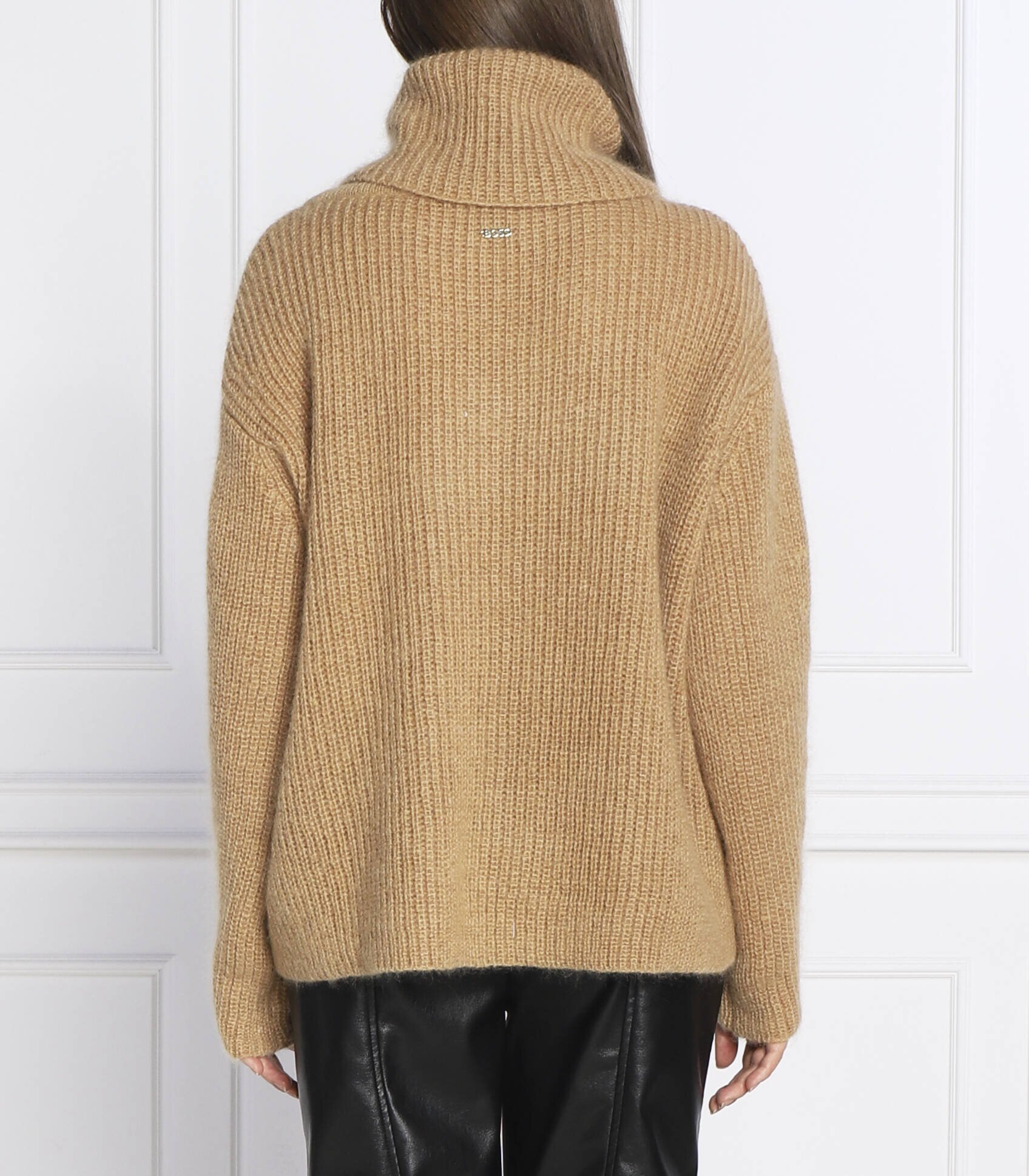 BOSS Black de lână maletă filita | oversize fit
