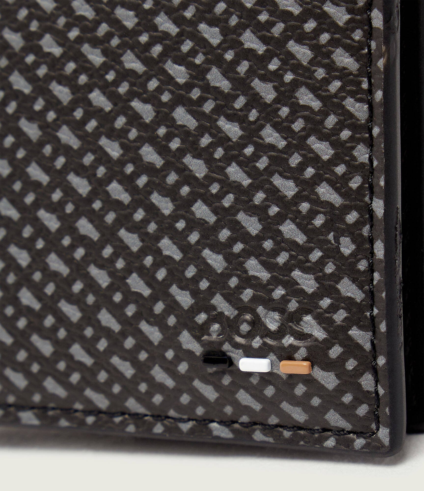 BOSS Black Husă pentru carduri + clips pentru bancnote Ray_MN_Bifold