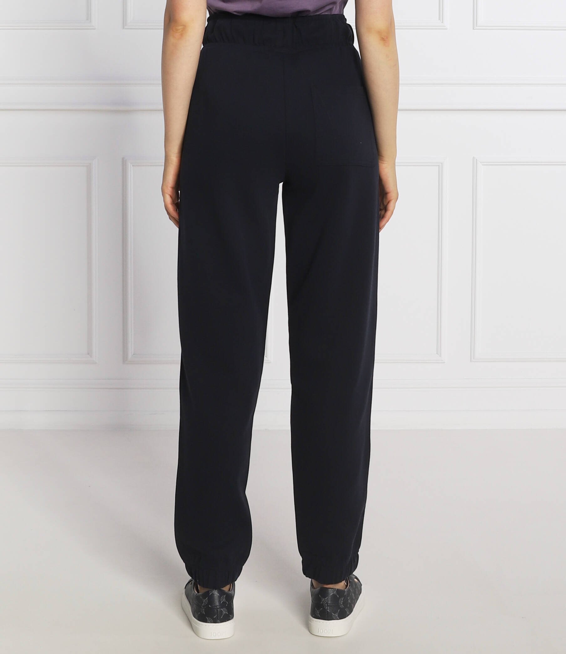 BOSS Black Pantaloni de trening Elisas | Loose fit