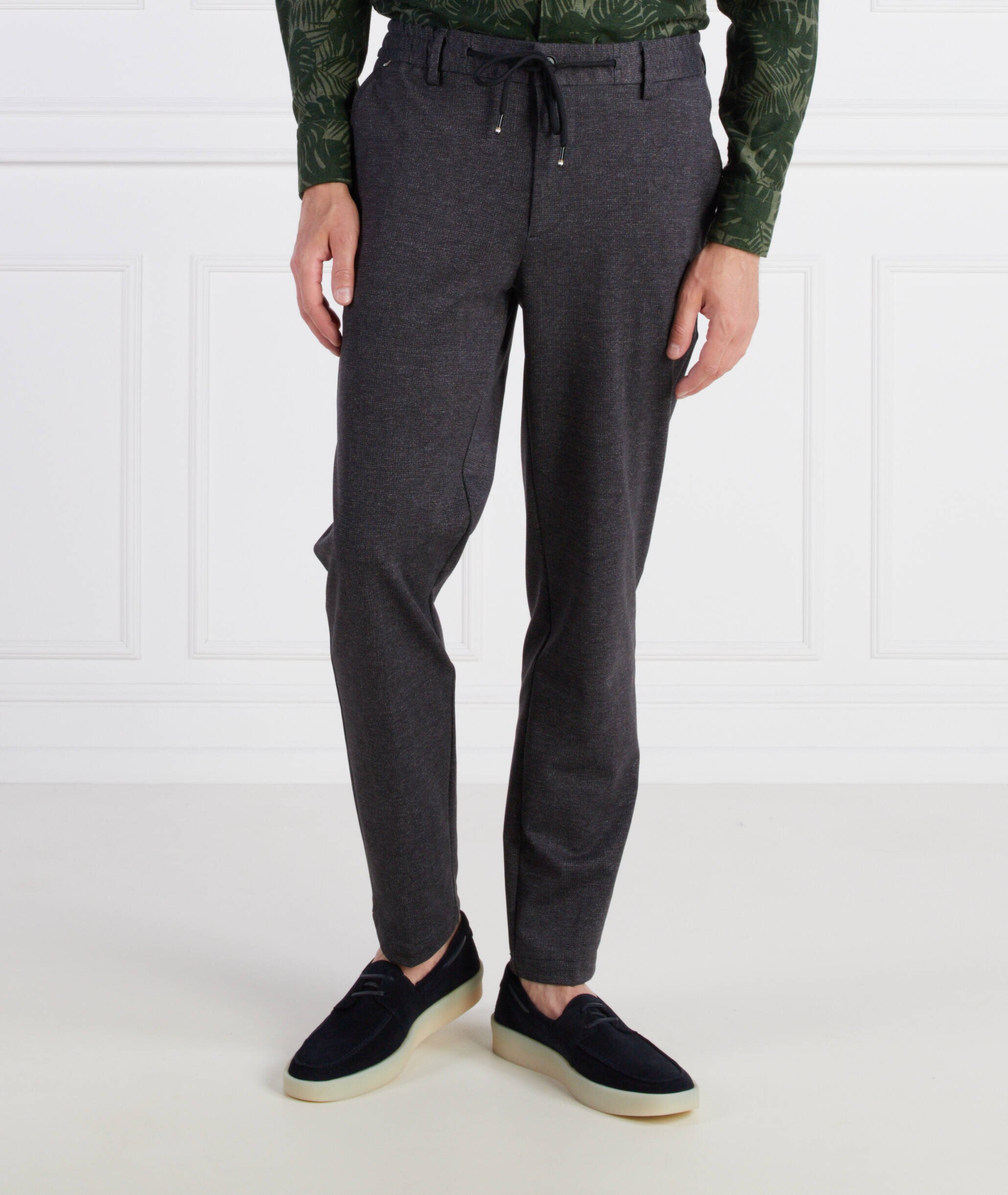 BOSS Black Pantaloni de trening Kane | Tapered fit