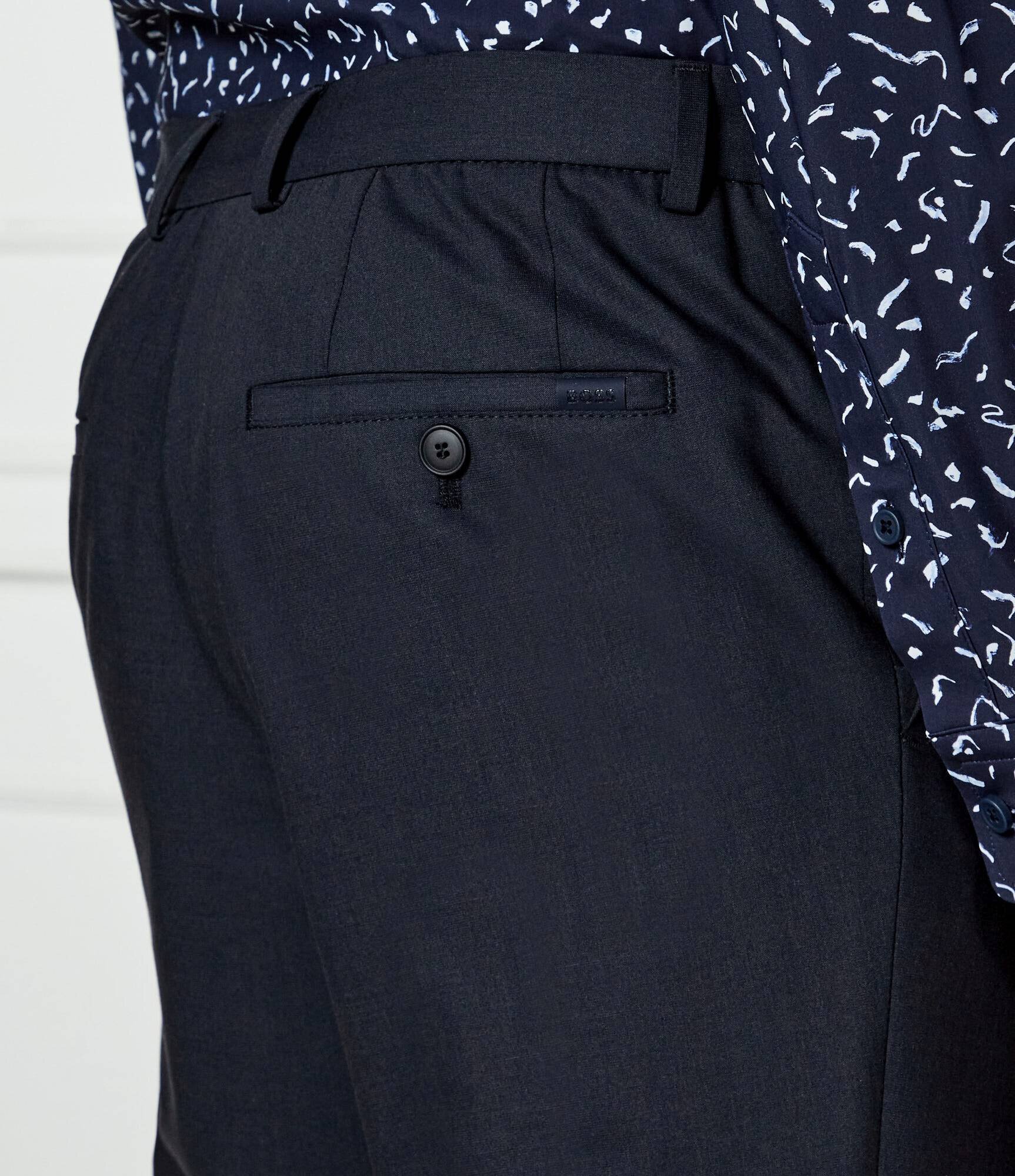 BOSS Black Pantaloni P-Genius-CW-WG-251 | Slim Fit cu adaos de lână
