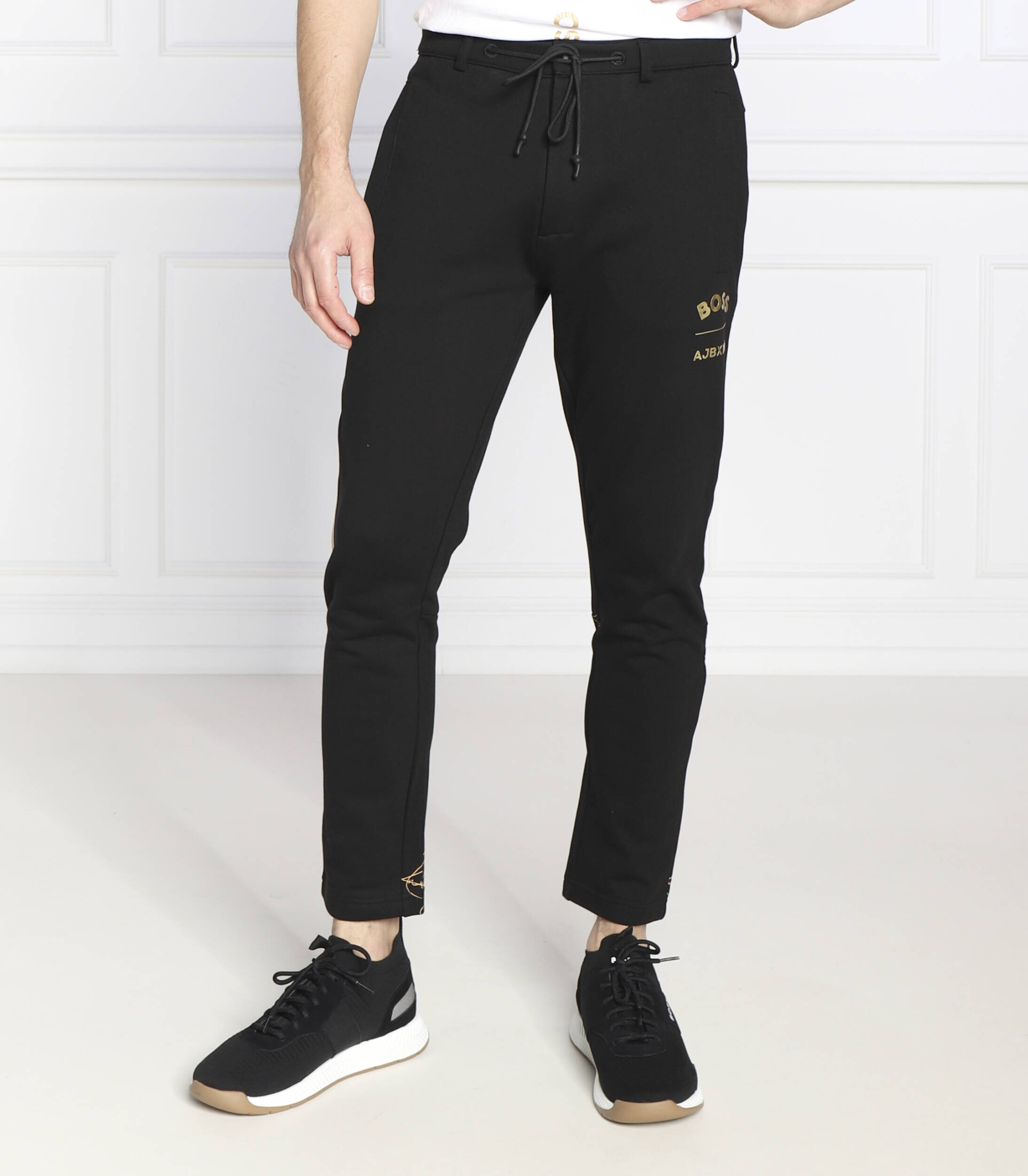 BOSS Green Pantaloni BOSS x AJBXNG | Regular Fit