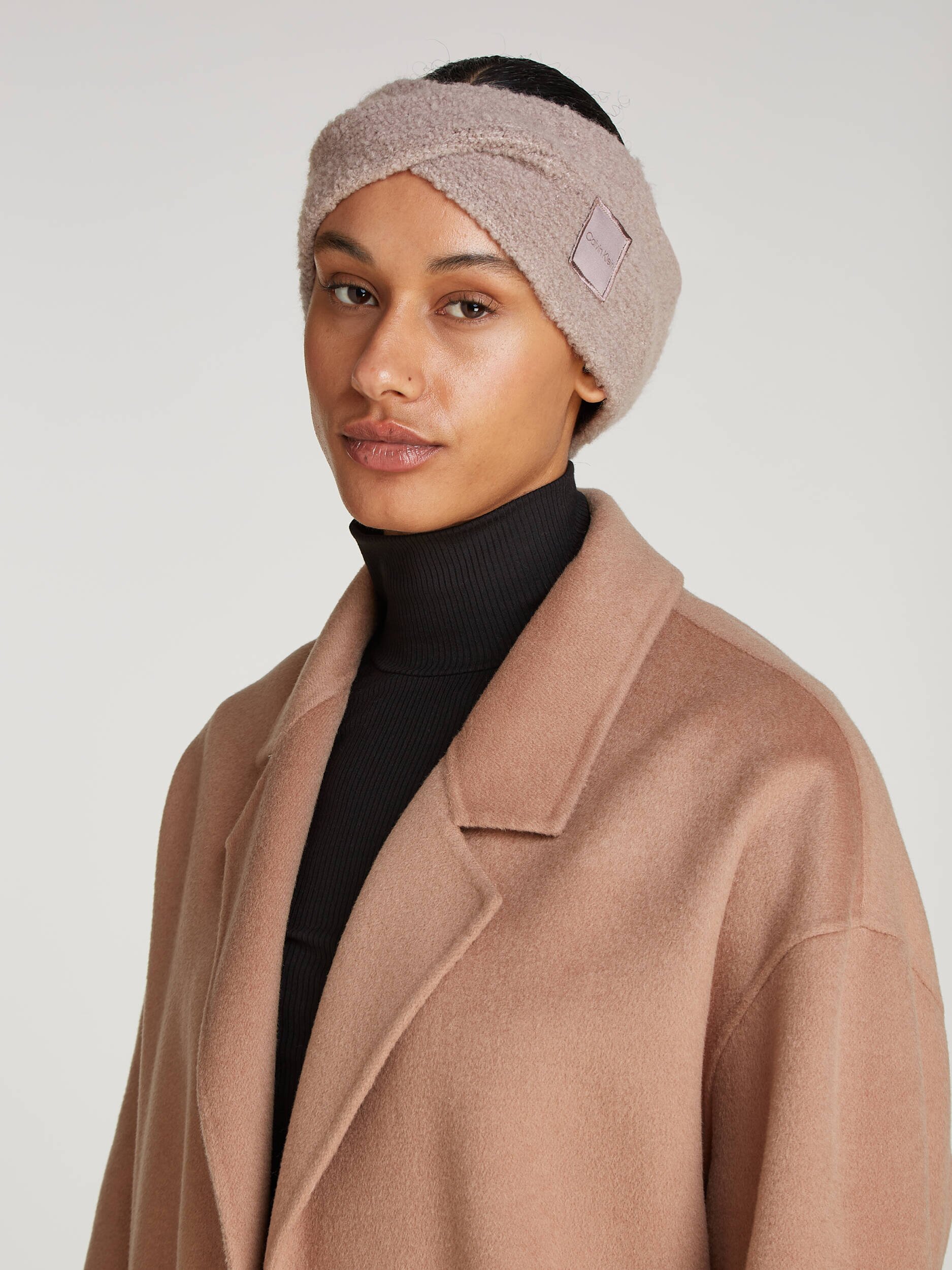 Calvin Klein Bentiță cu adaos de lână
