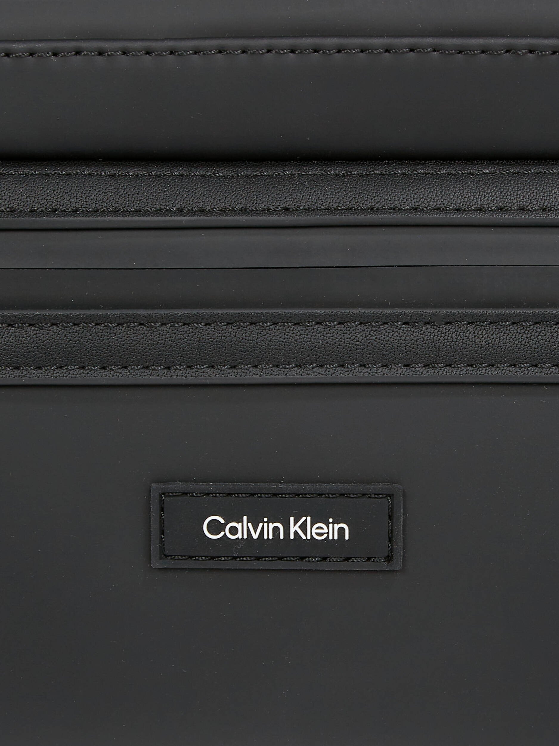 Calvin Klein Borsetă ESSENTIAL