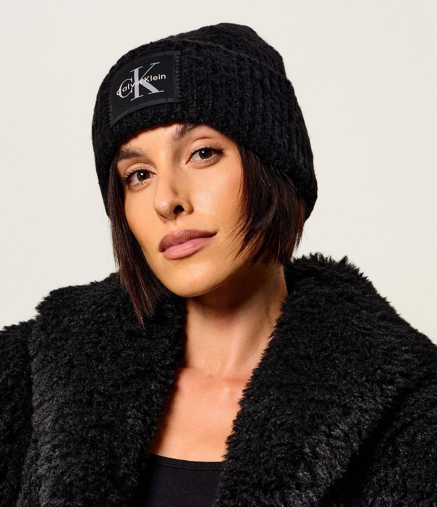 Calvin Klein Căciulă cu adaos de lână