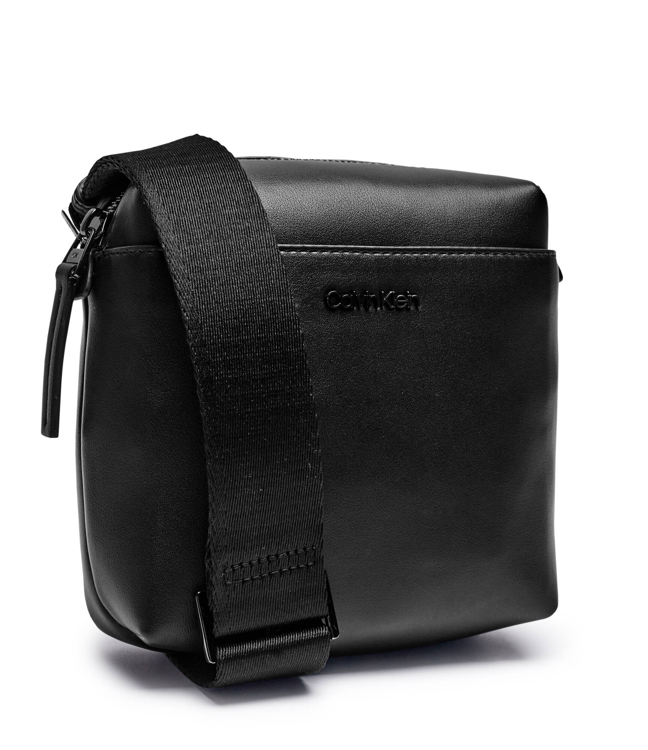 Calvin Klein Geantă reporter CLEAN ESSENTIAL CUBE