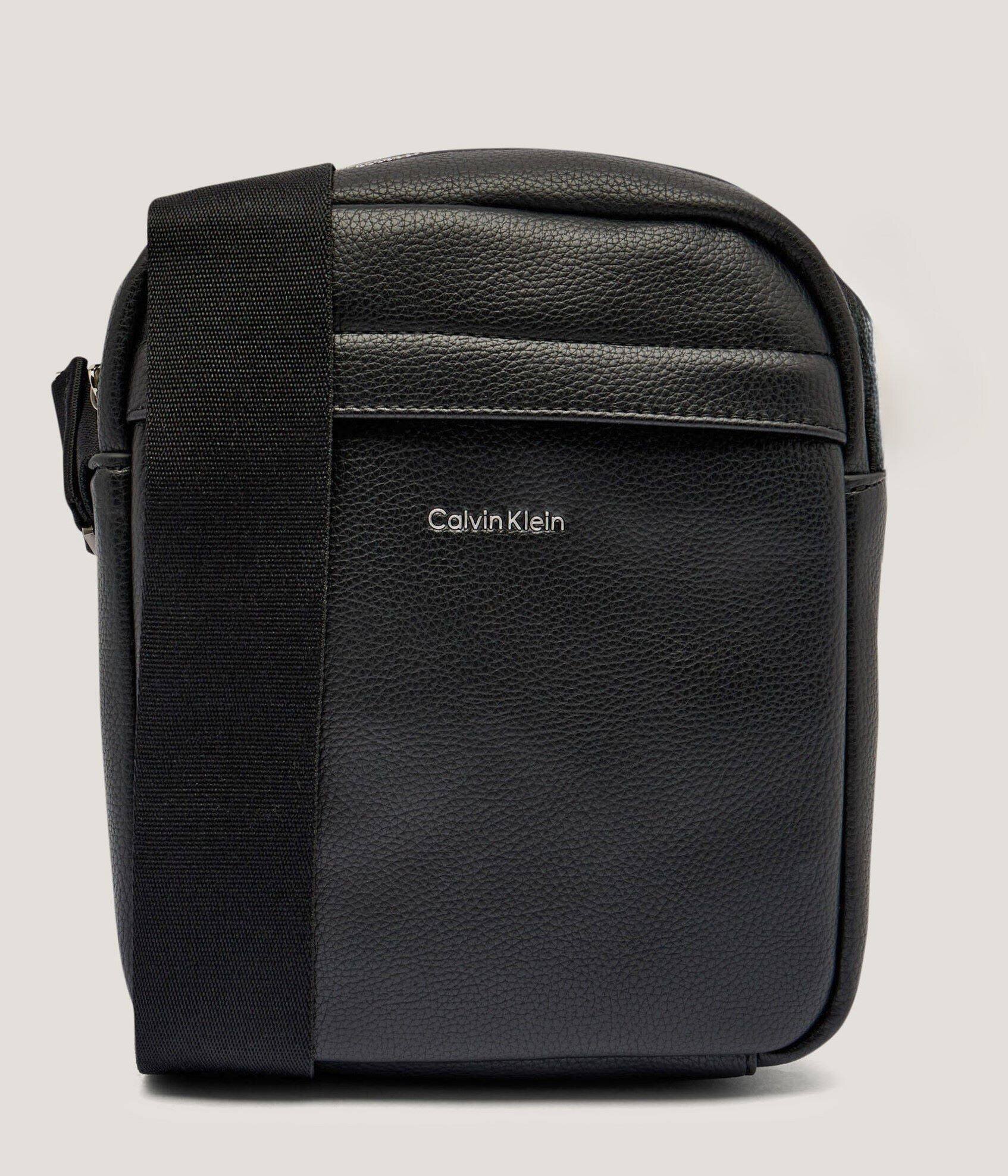 Calvin Klein Geantă reporter RAISED