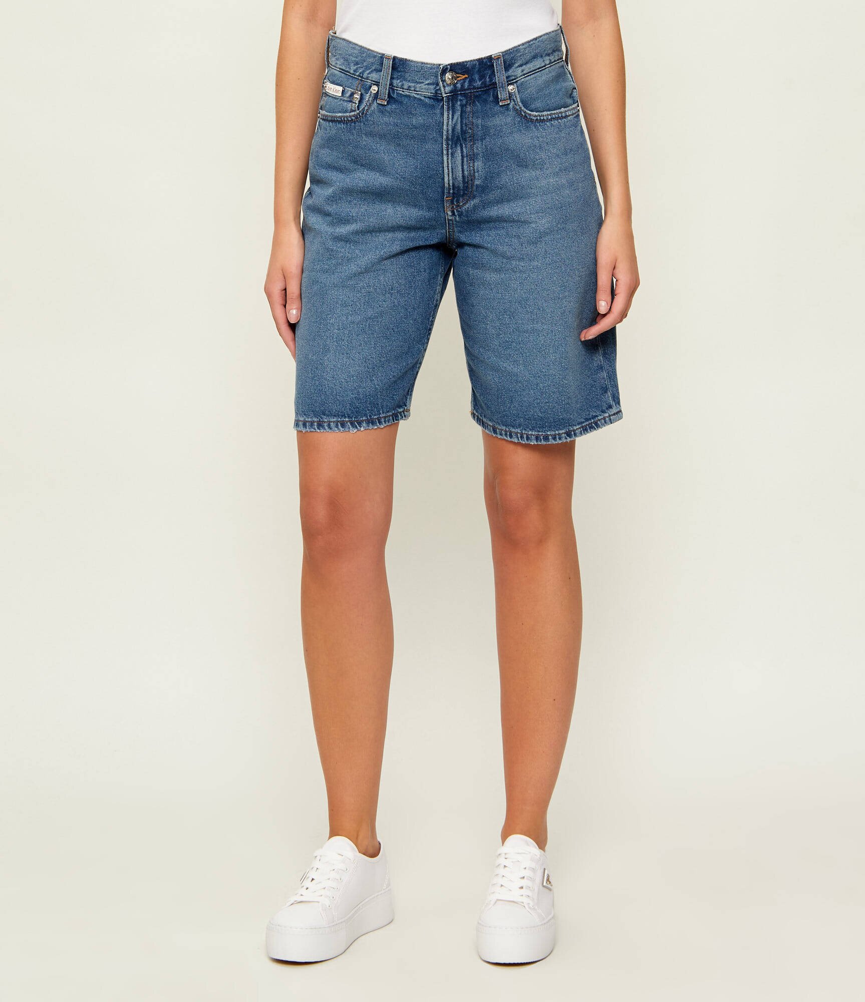 Calvin Klein Jeans De blugi pantaloni scurți CAROLINE | Relaxed fit | mid rise