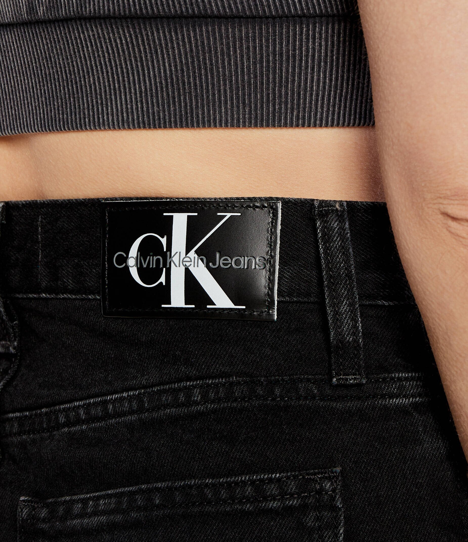 Calvin Klein Jeans De blugi pantaloni scurți | Mom Fit