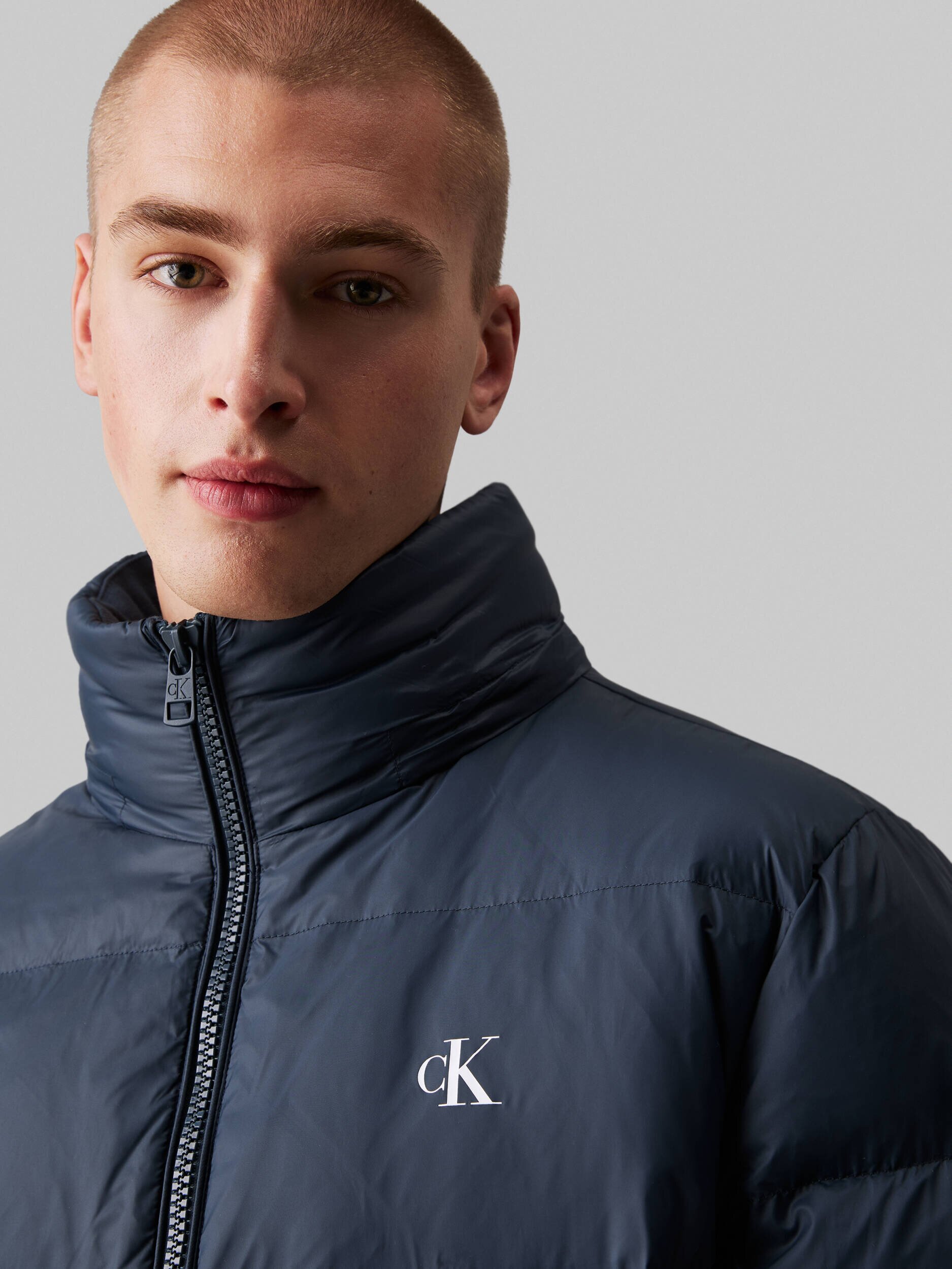Calvin Klein Jeans De puf geacă | Regular Fit