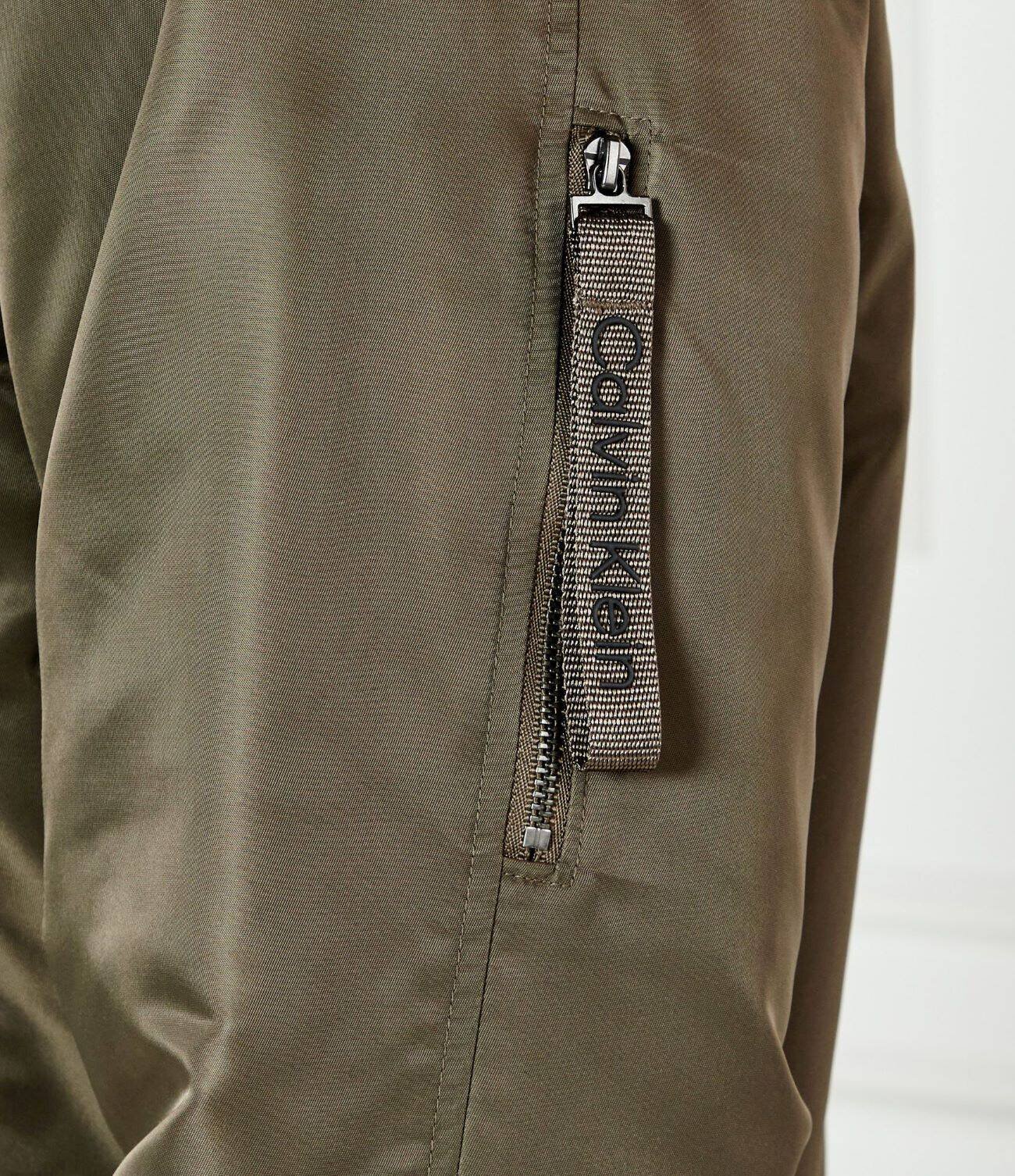 Calvin Klein Jeans De satin geacă bomber HERO | Regular Fit